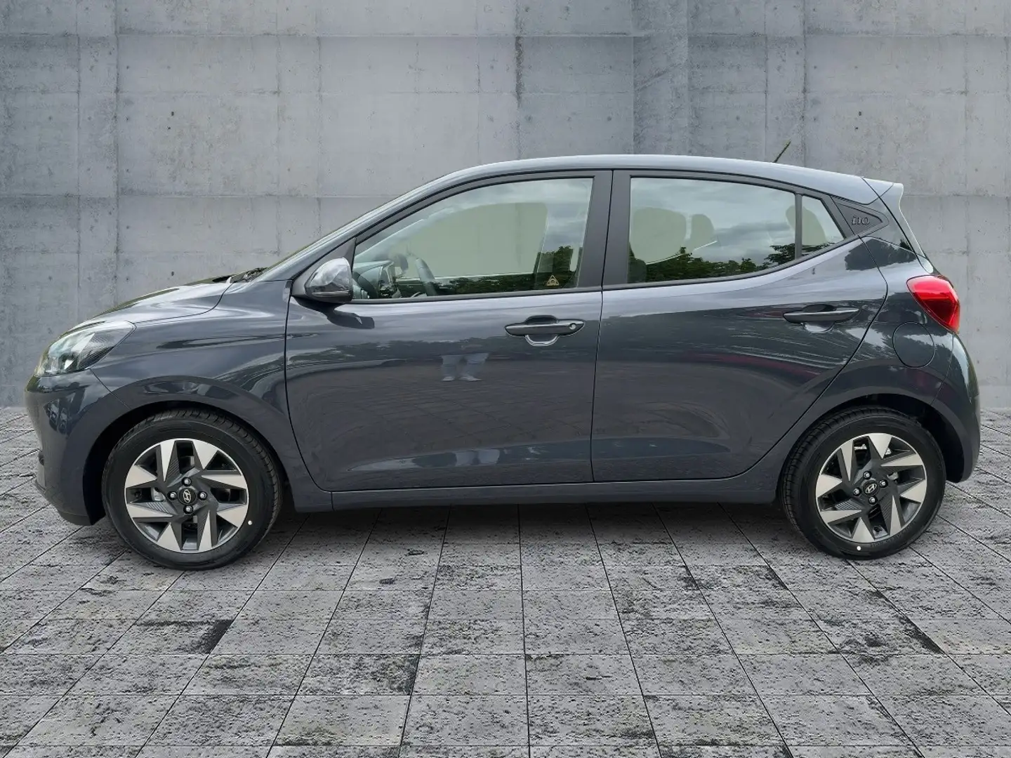 Hyundai i10 1.2 Trend (79PS) Automatik (MY25) Grau - 2