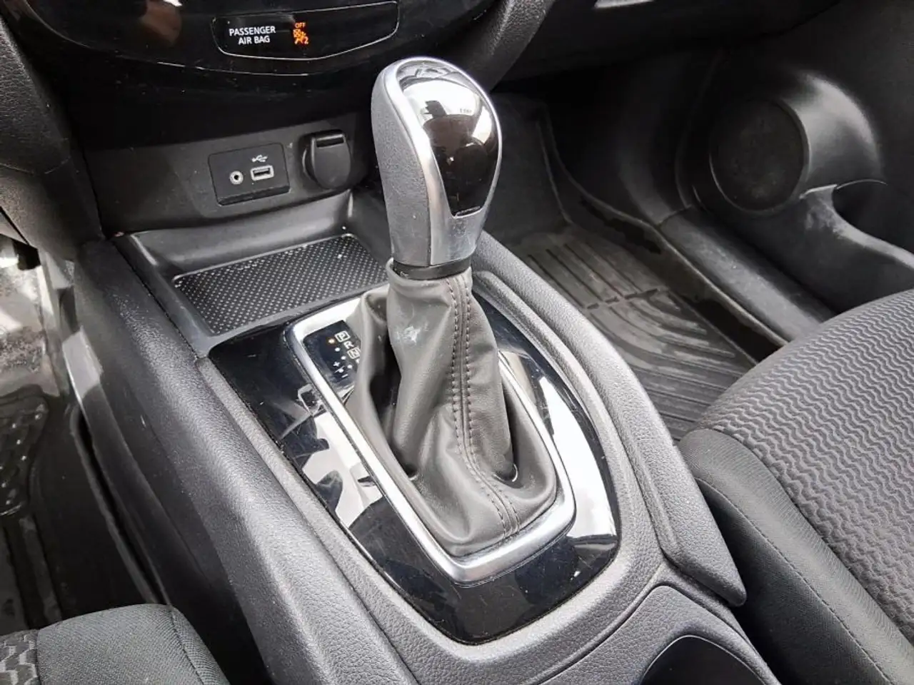 Nissan Qashqai снимка Nissan Qashqai
