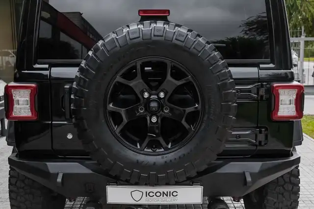 Jeep Wrangler view 11