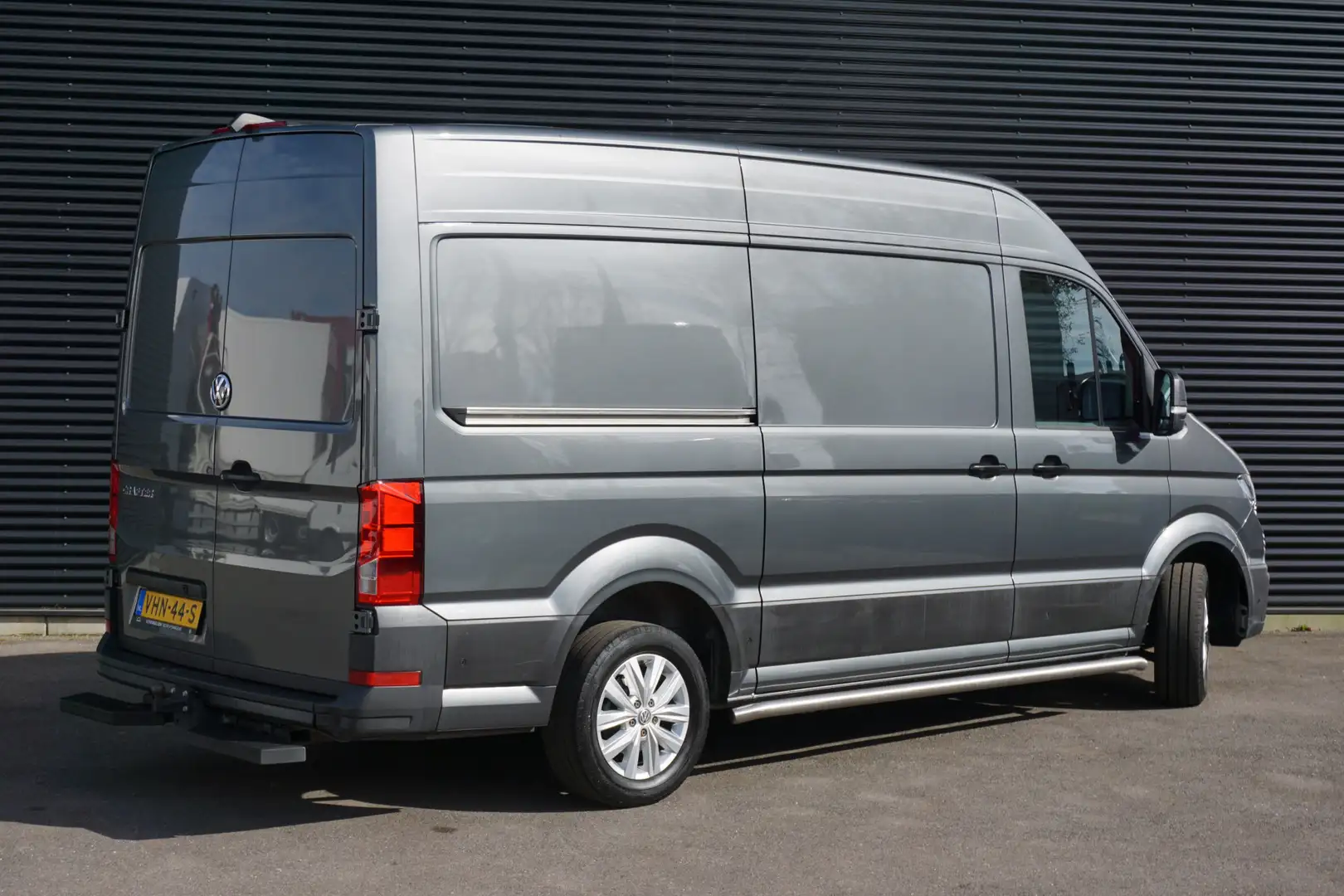 Volkswagen Crafter 35 | L3H3 | Highline | ACC | Camera | Navi | Trekh Grijs - 2