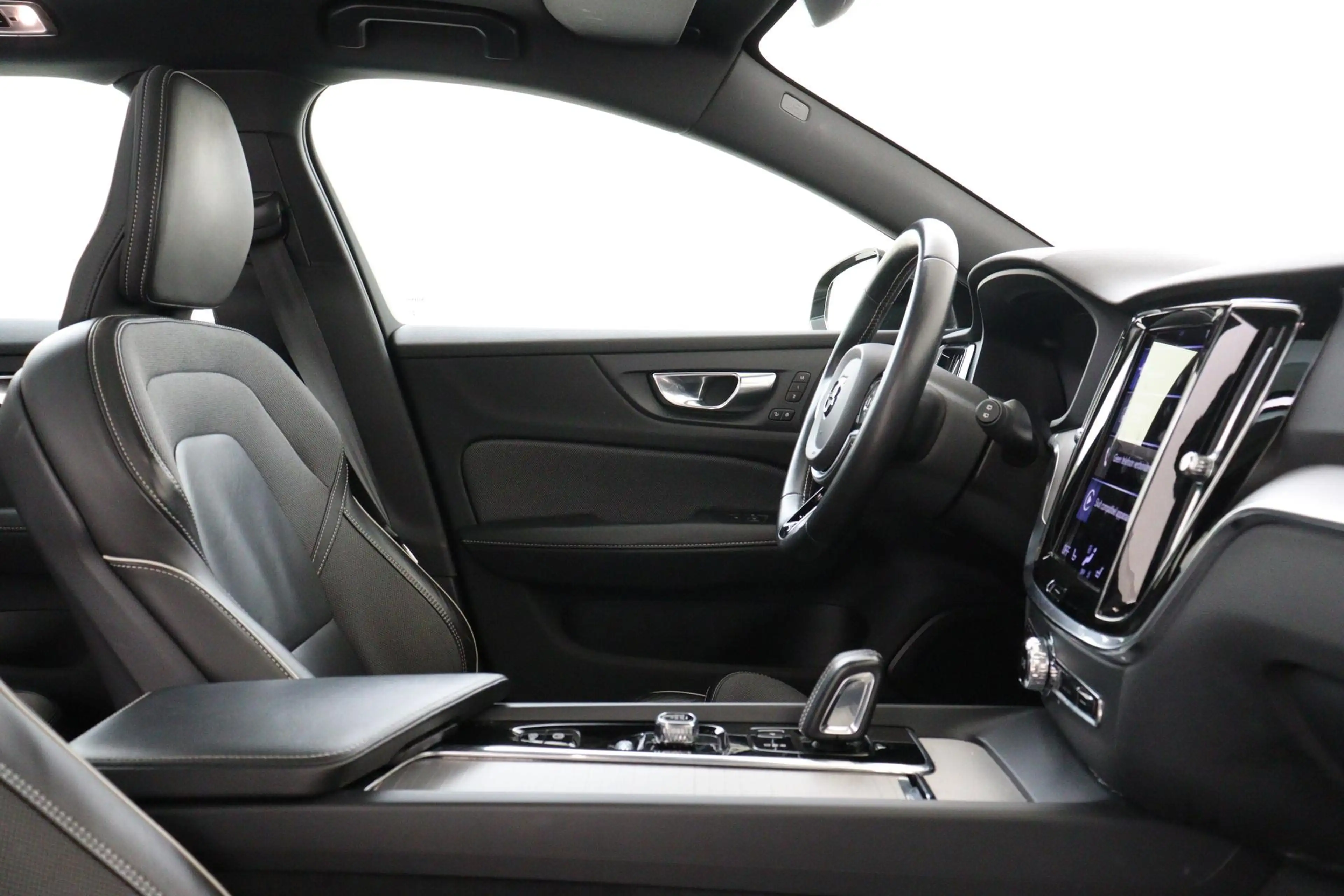 Volvo V60 B3 (M-HYBRID) R-DESIGN -PANO.DAK|ADAP.LED|CAMERA|S — photo 8