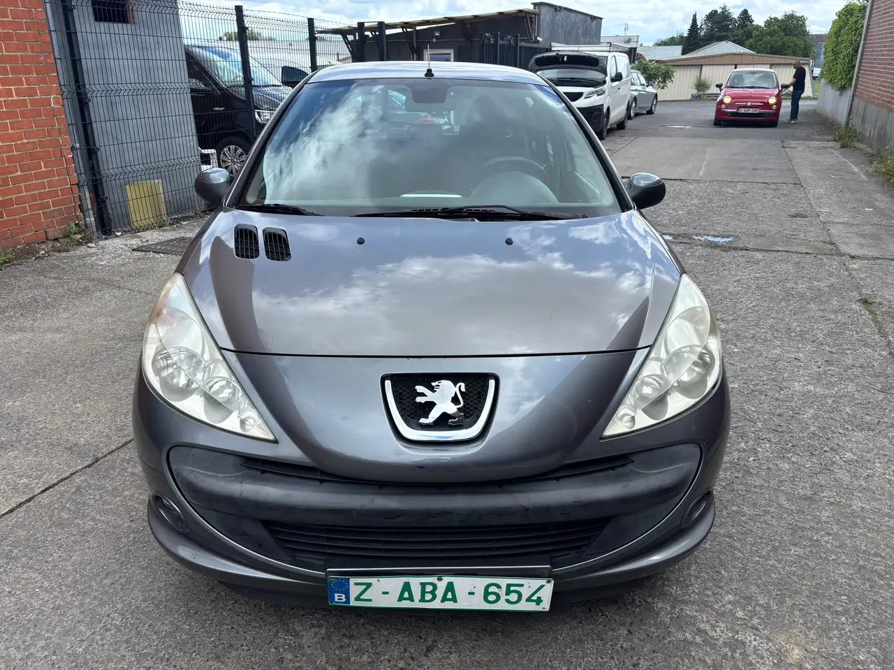 Peugeot 206