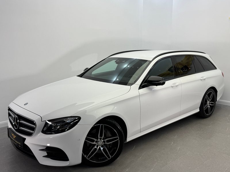 Mercedes-Benz E 220 d T-Modell // AMG LINE // WIDESCREEN // HEAD-UP // — photo 2