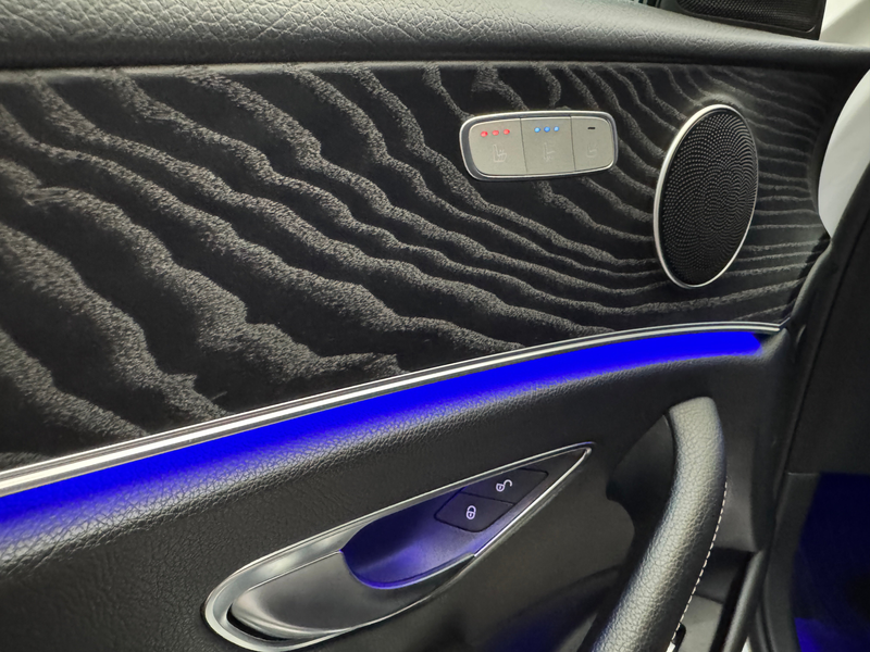 Mercedes-Benz E 220 d T-Modell // AMG LINE // WIDESCREEN // HEAD-UP // — photo 15