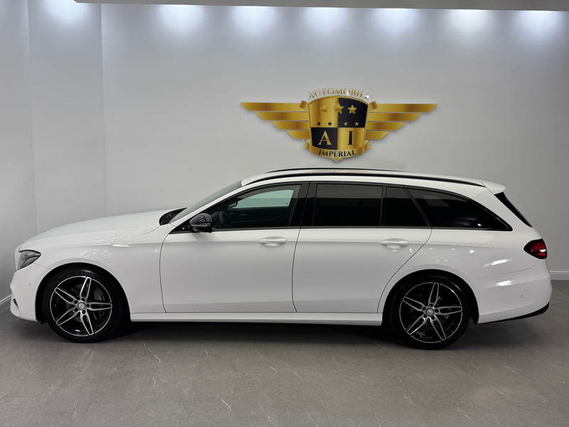Mercedes-Benz E 220 d T-Modell // AMG LINE // WIDESCREEN // HEAD-UP // — photo 7