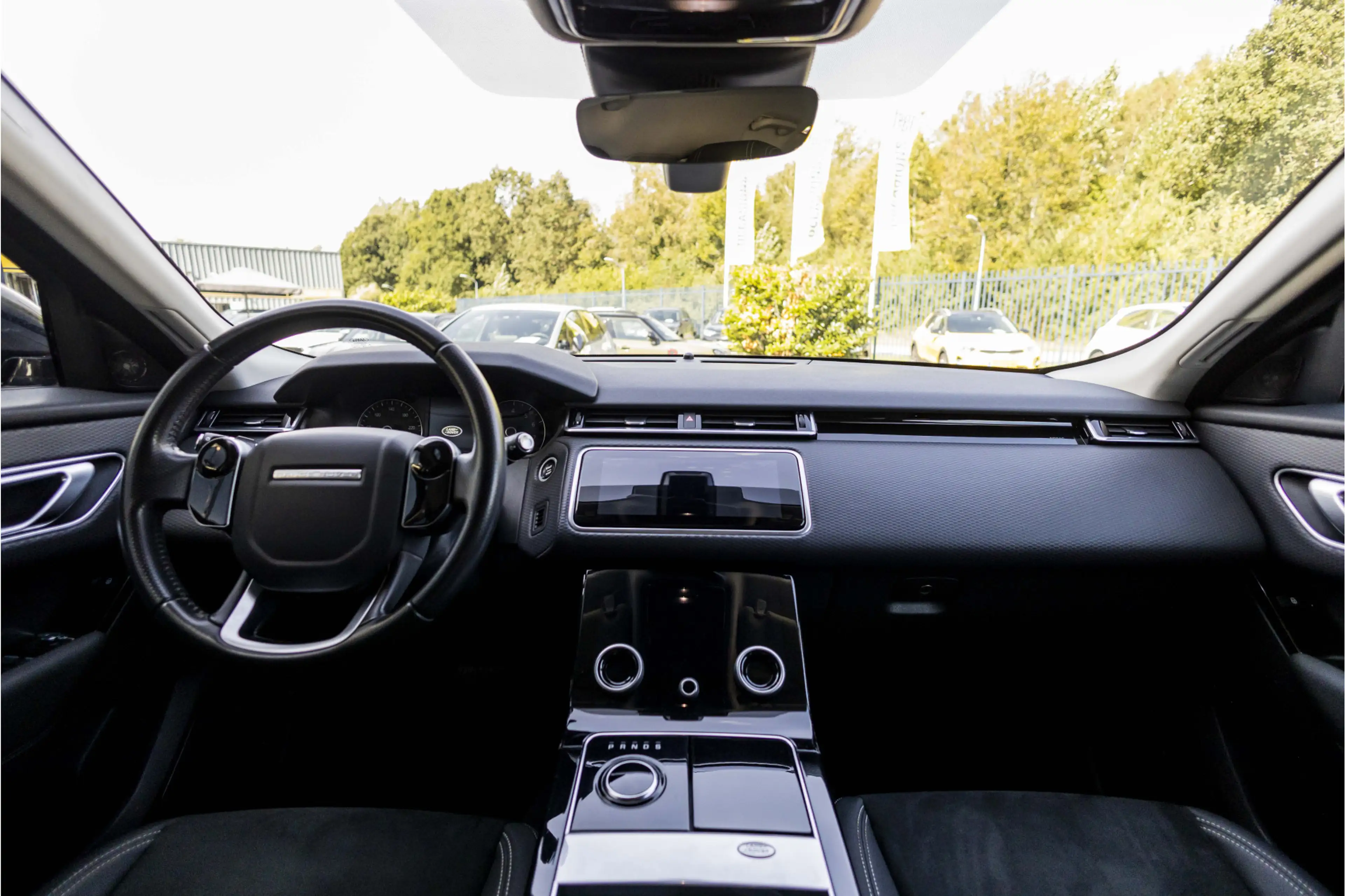 Land Rover Range Rover Velar 2.0 P250 Turbo AWD SE Wordt verwacht! — photo 10