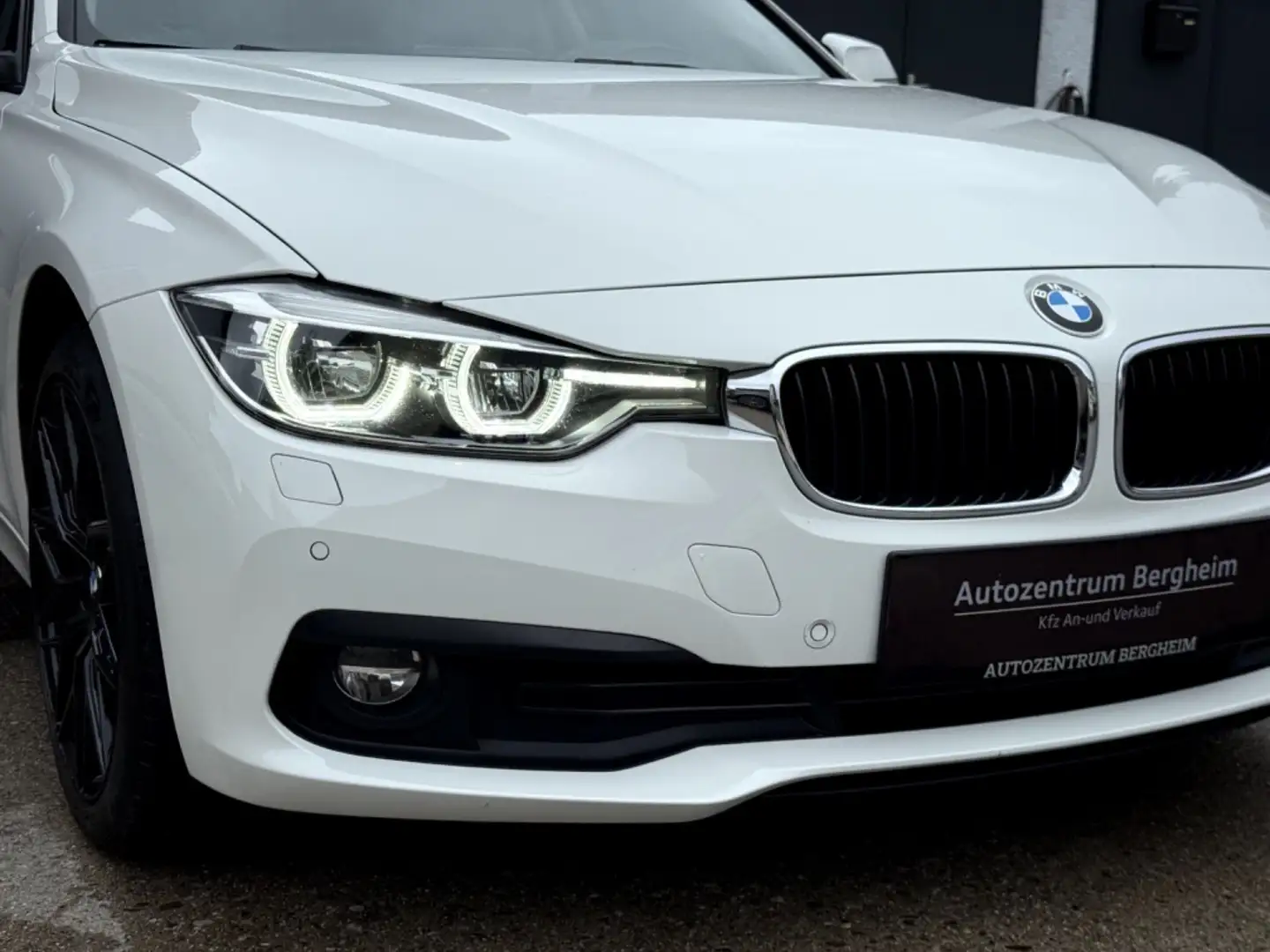 BMW 320 3er - 320 d xDrive Advantage Blanco - 2