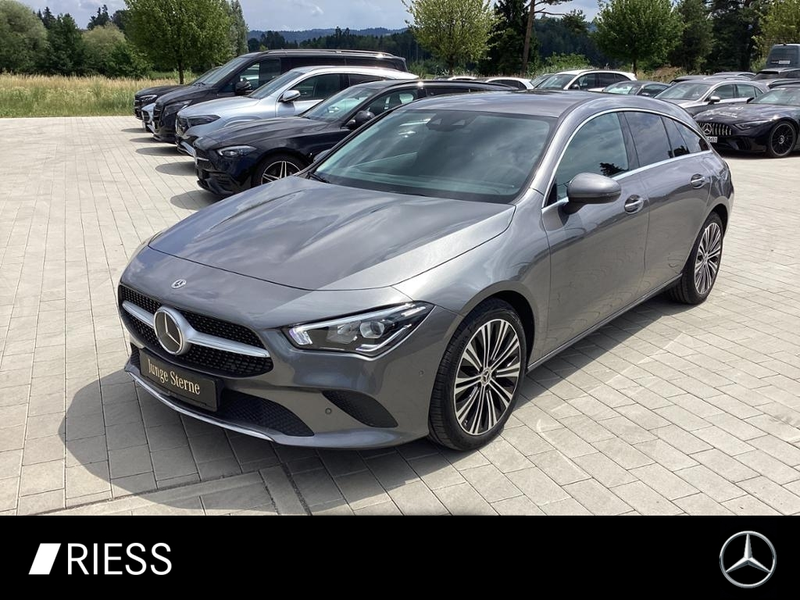Mercedes-Benz CLA 180 d Shooting Brake ACC AUT Kam. KlimaA LED