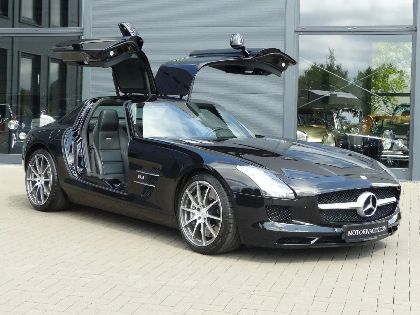 Mercedes-Benz SLS Flügeltürer Schwarz - 2