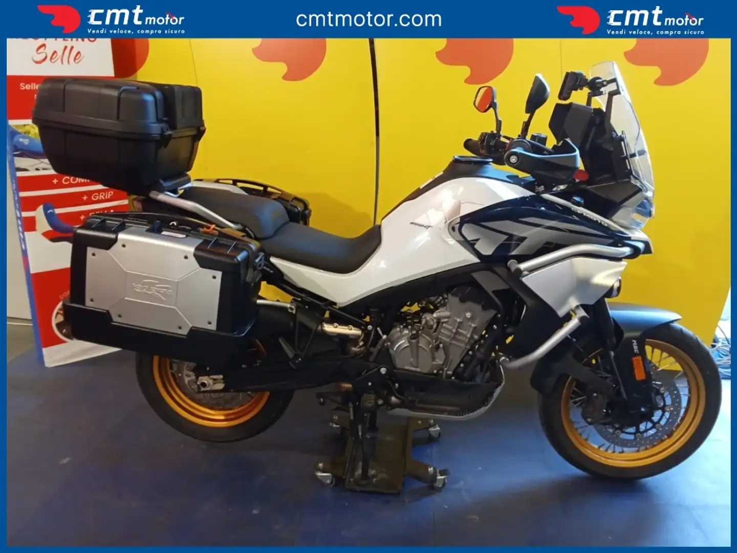 CFMOTO 800MT Explorer - 1