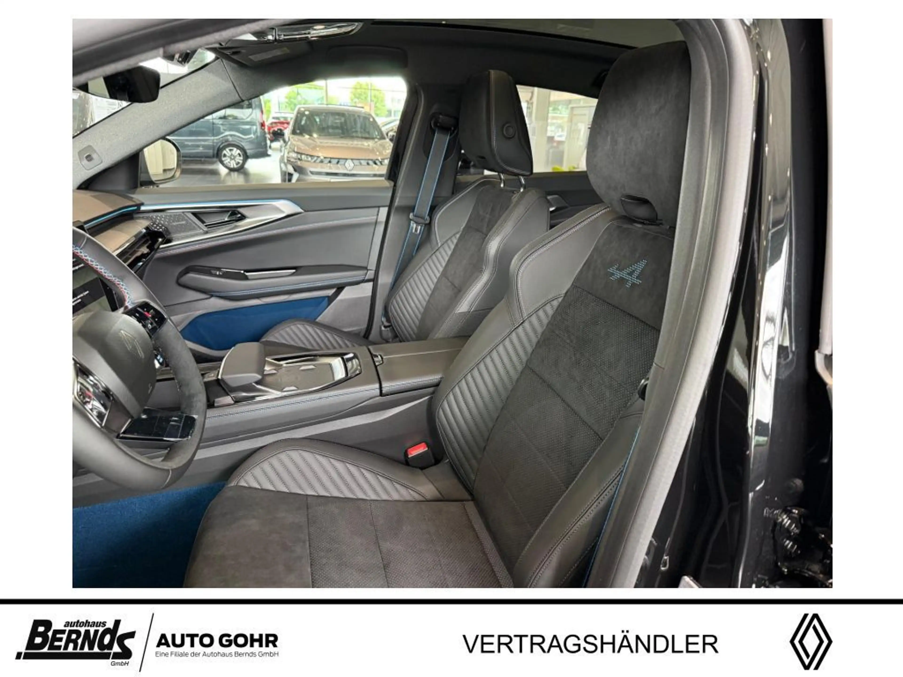Renault Rafale E-Tech Plug-in Hybrid 300 4x4 Atelier Alpine Head- — photo 8