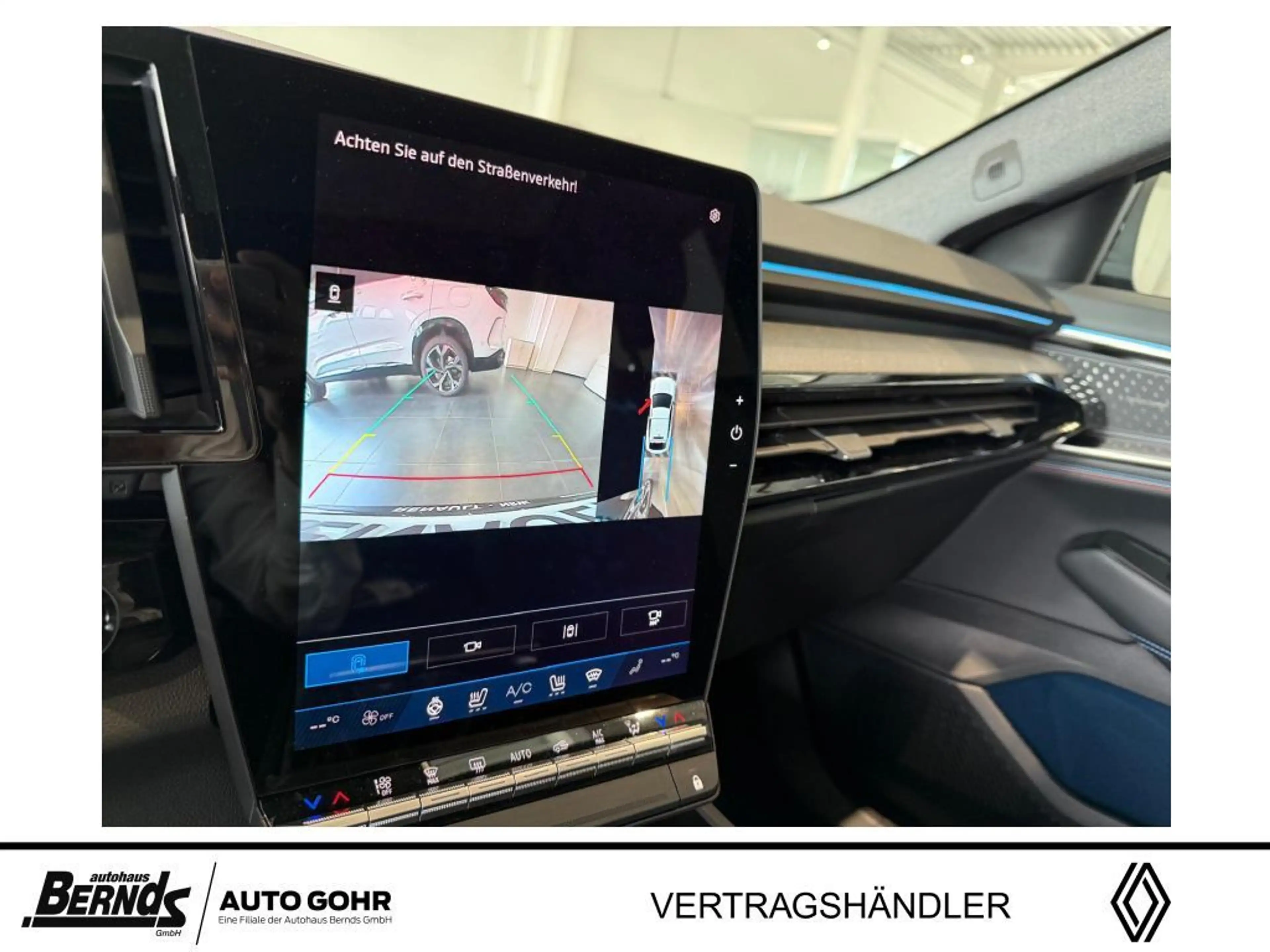 Renault Rafale E-Tech Plug-in Hybrid 300 4x4 Atelier Alpine Head- — photo 15