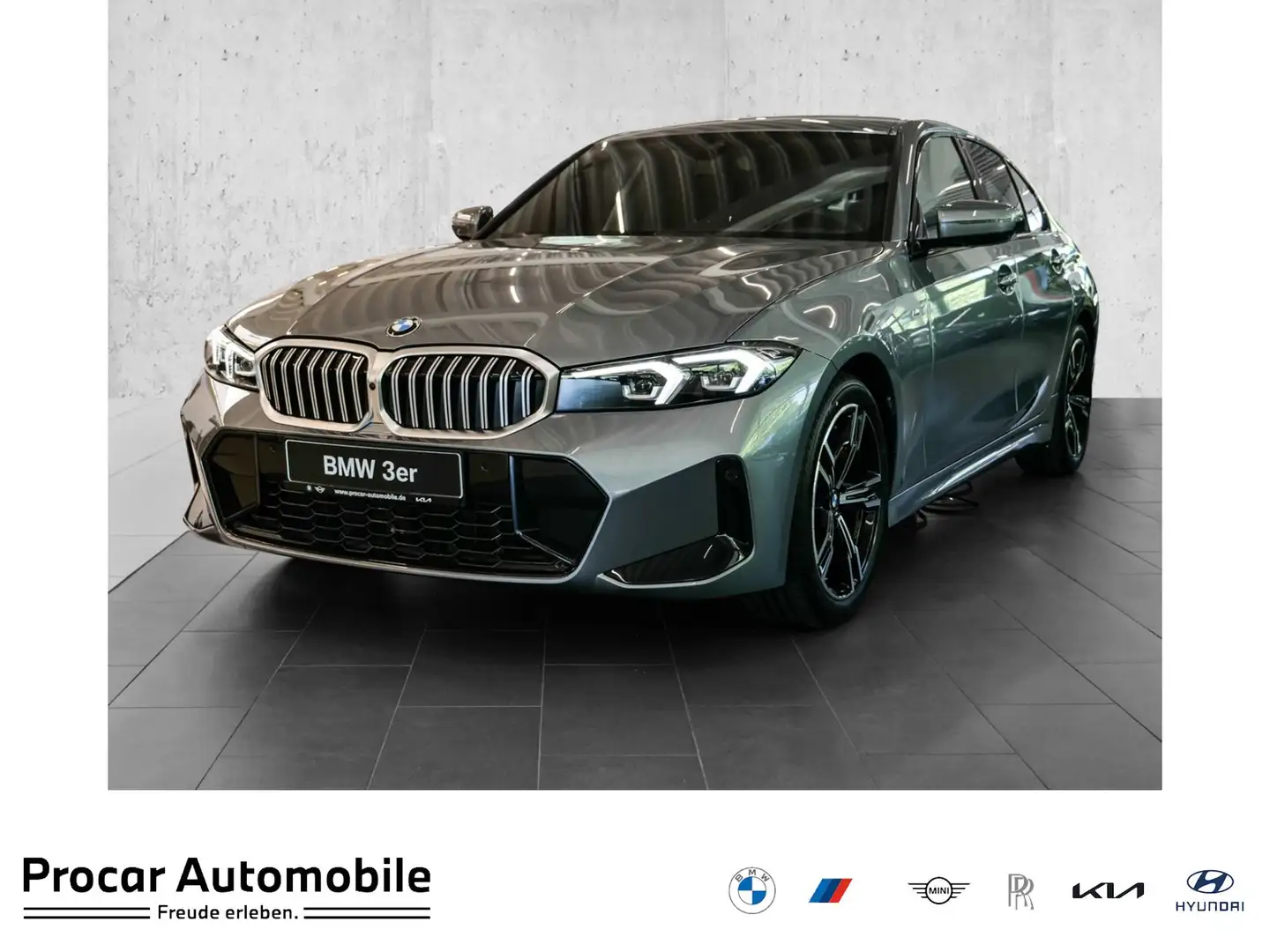 BMW 320 i M Sport RFK NAVI LED Sound Syst. PDC V+H Grijs - 1