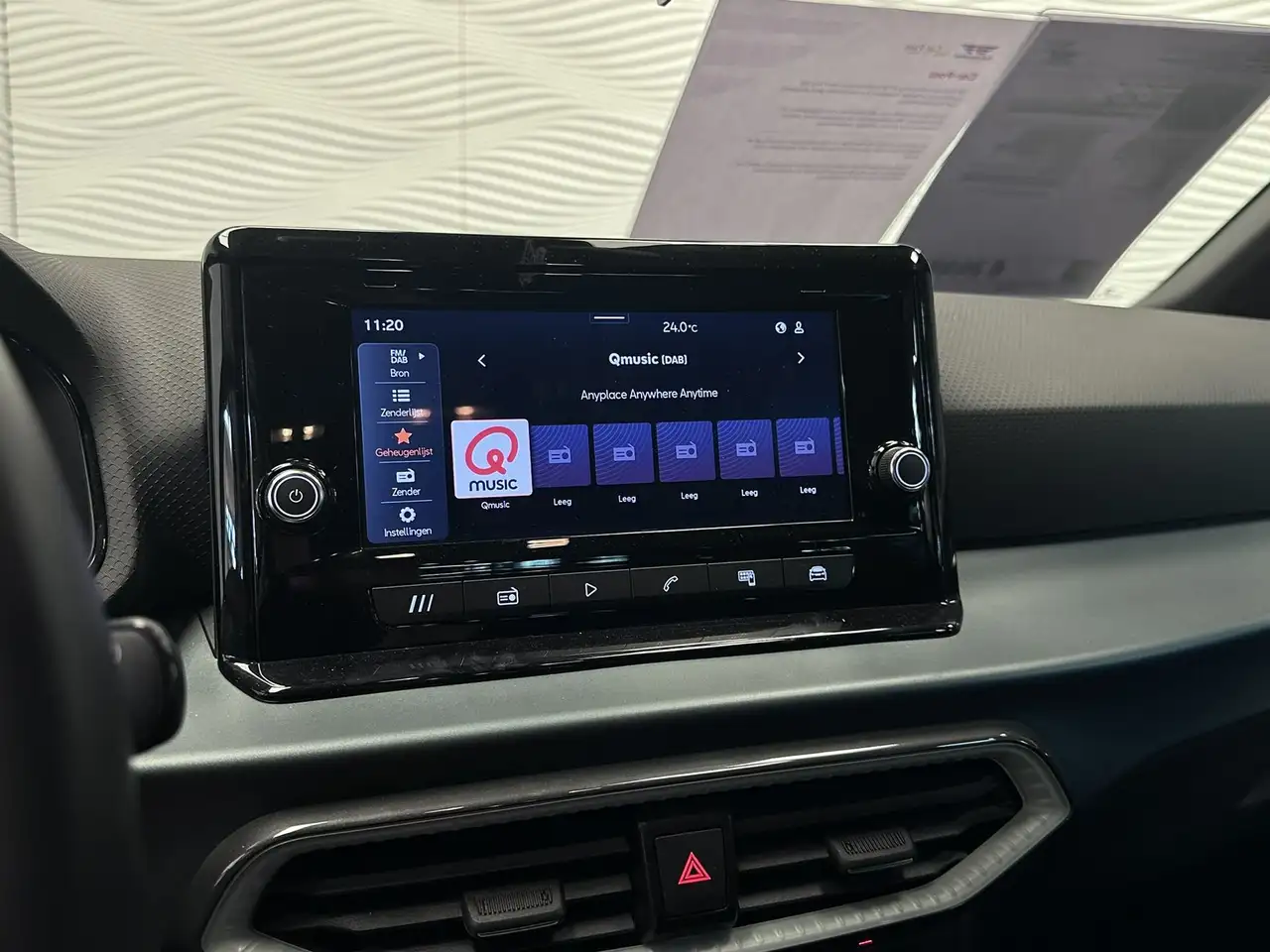 SEAT Arona 1.0 TSI*AUT*CARPLAY*CAMERA*ALCANTARA*, миниатюра 27