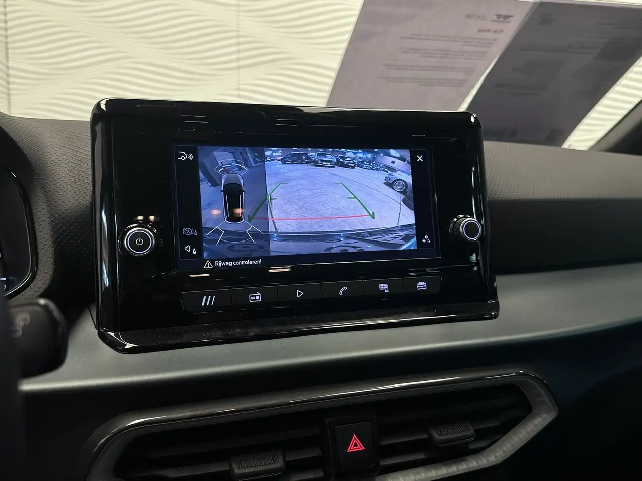 SEAT Arona 1.0 TSI*AUT*CARPLAY*CAMERA*ALCANTARA*, миниатюра 28