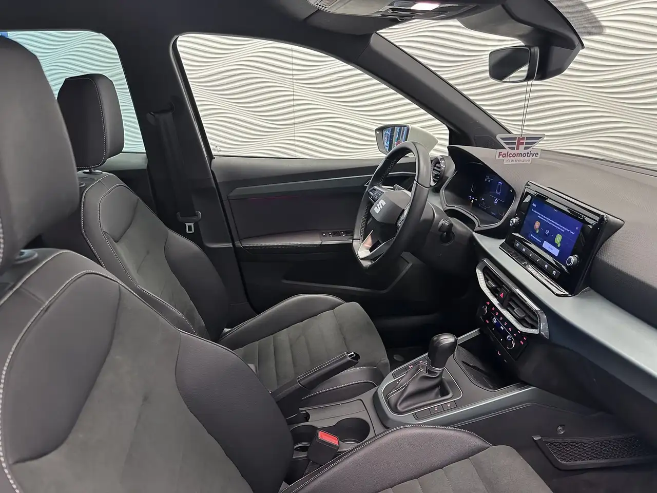 SEAT Arona 1.0 TSI*AUT*CARPLAY*CAMERA*ALCANTARA*, миниатюра 14