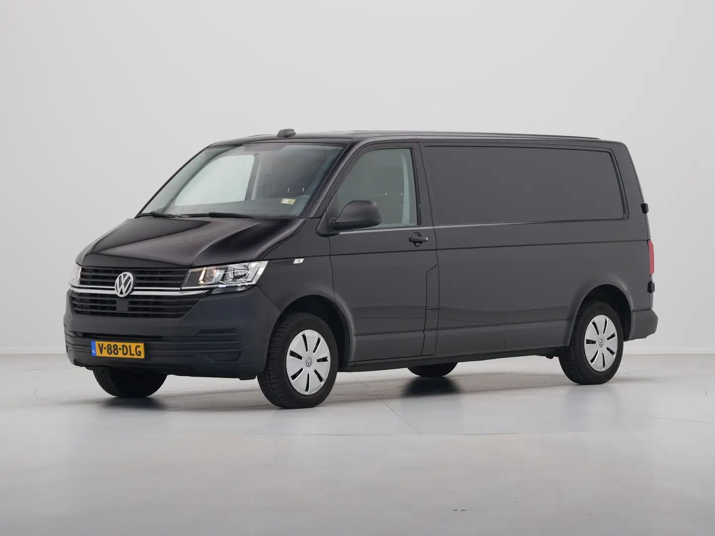 Volkswagen T6.1 Transporter 2.0 TDI L2H1 28 Economy Business Navi via App Pdc Zwart - 2