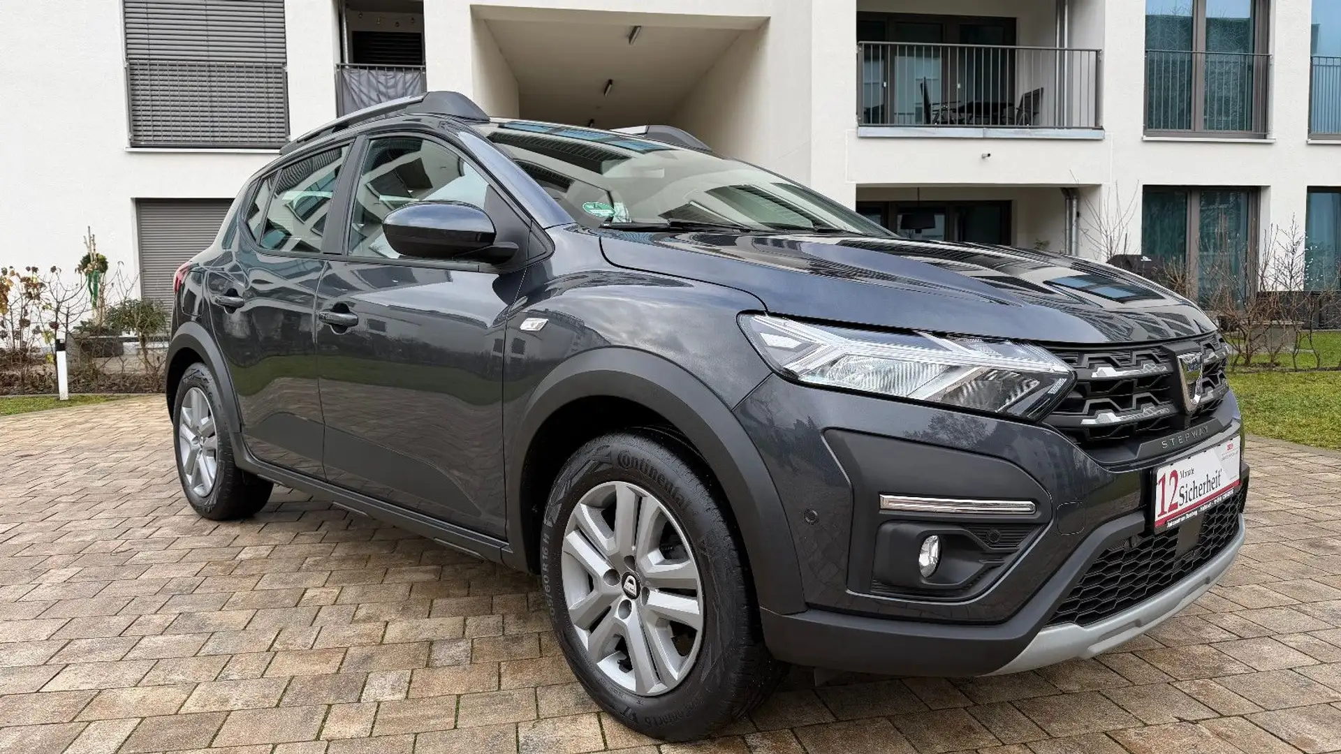 Dacia Sandero III Stepway Comfort, KAMERA, LED Grau - 1