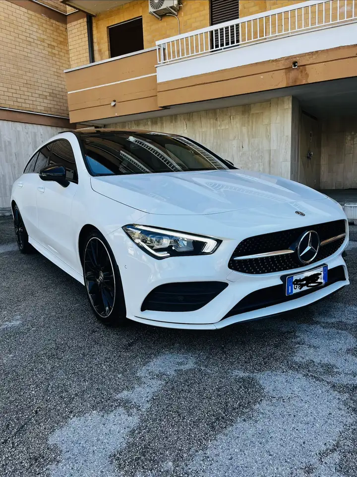 Mercedes-Benz CLA 200