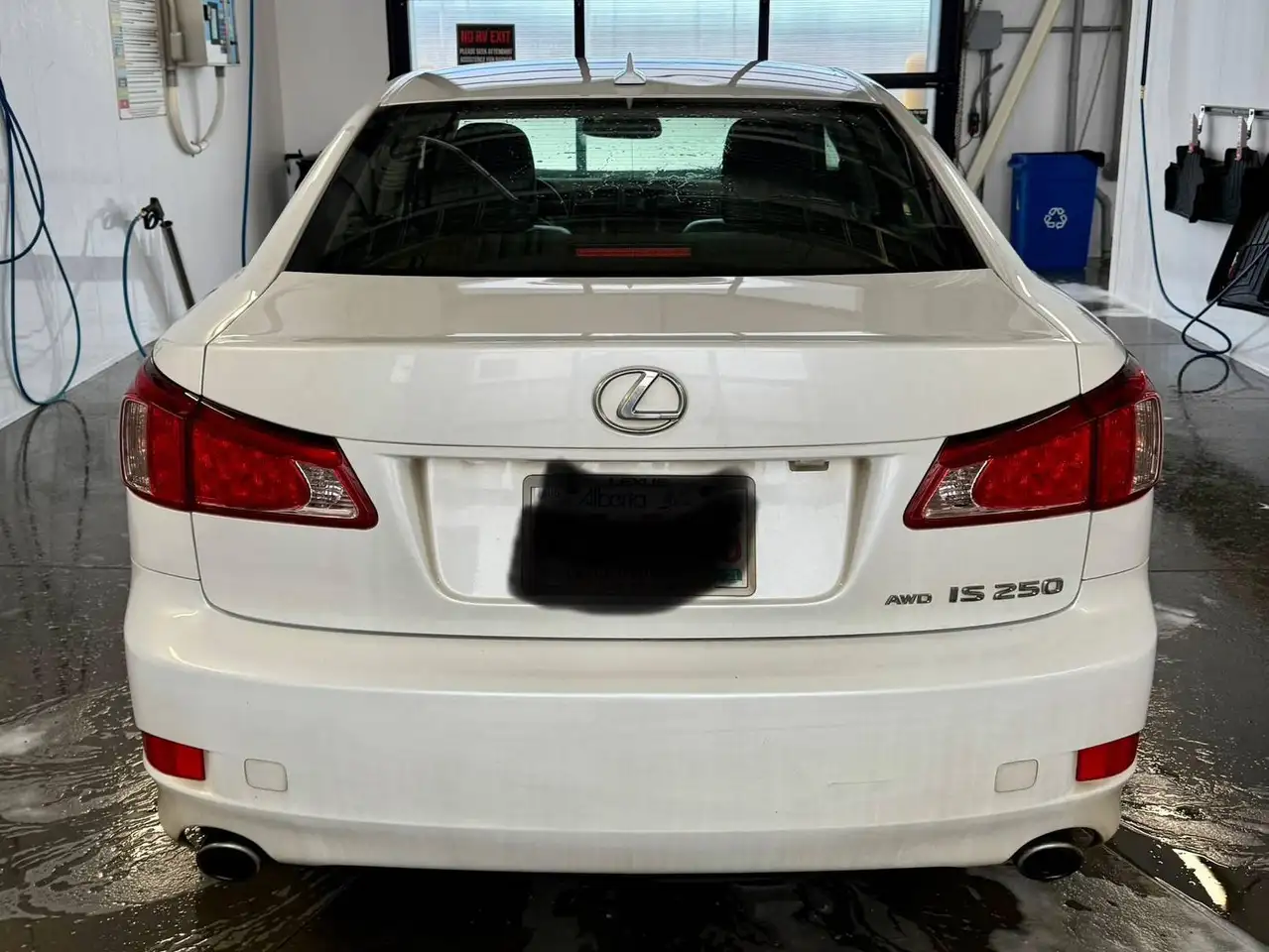 Lexus IS снимка Lexus IS