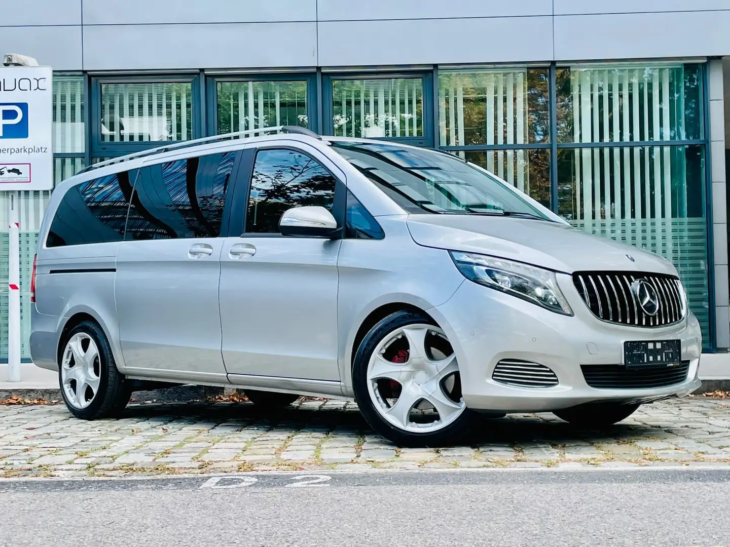 Mercedes-Benz V 250 BlueTEC lang - 1