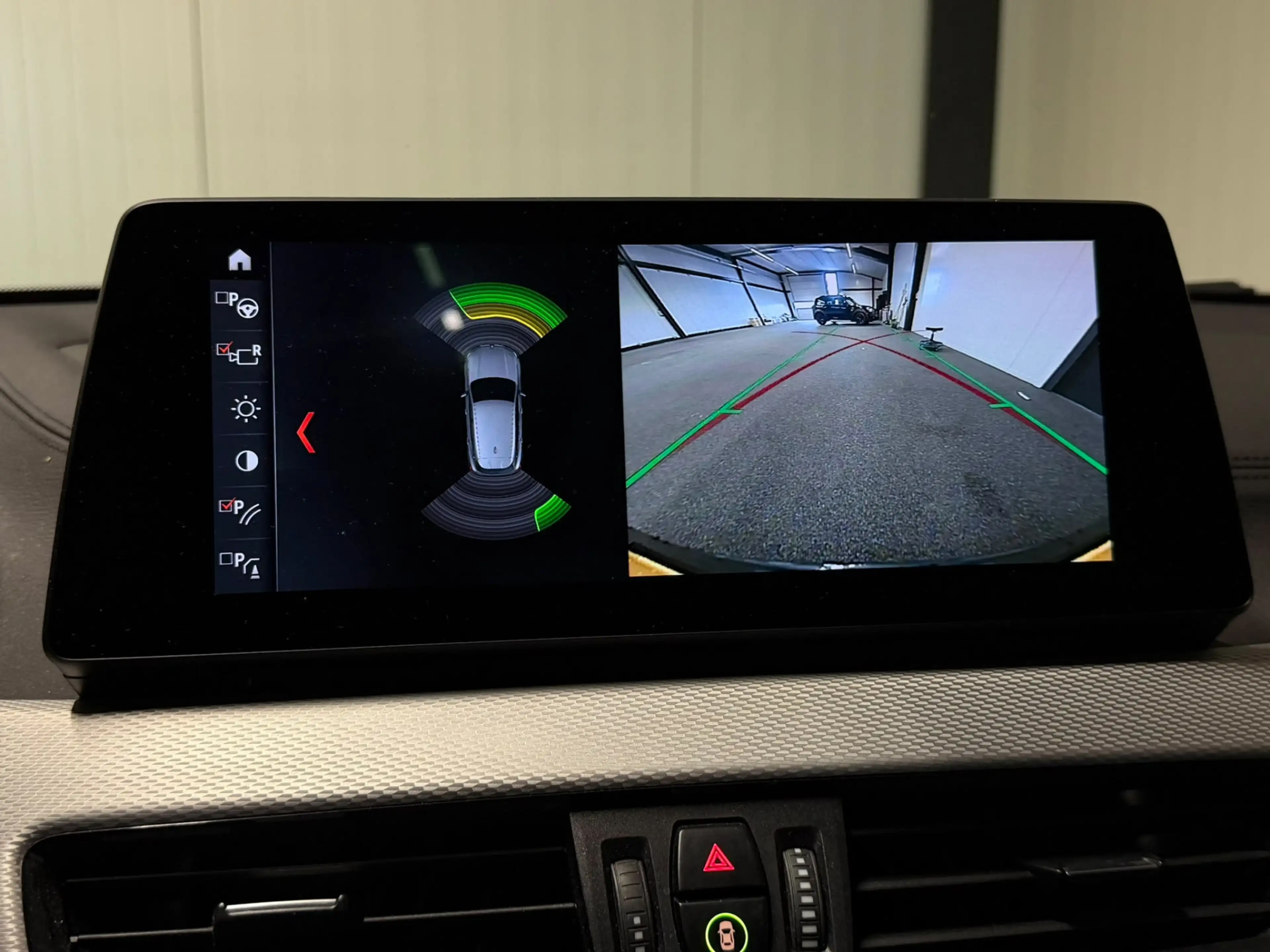 BMW X2 xDrive20i High Executive M Sport Panodak Hud Harma — photo 15