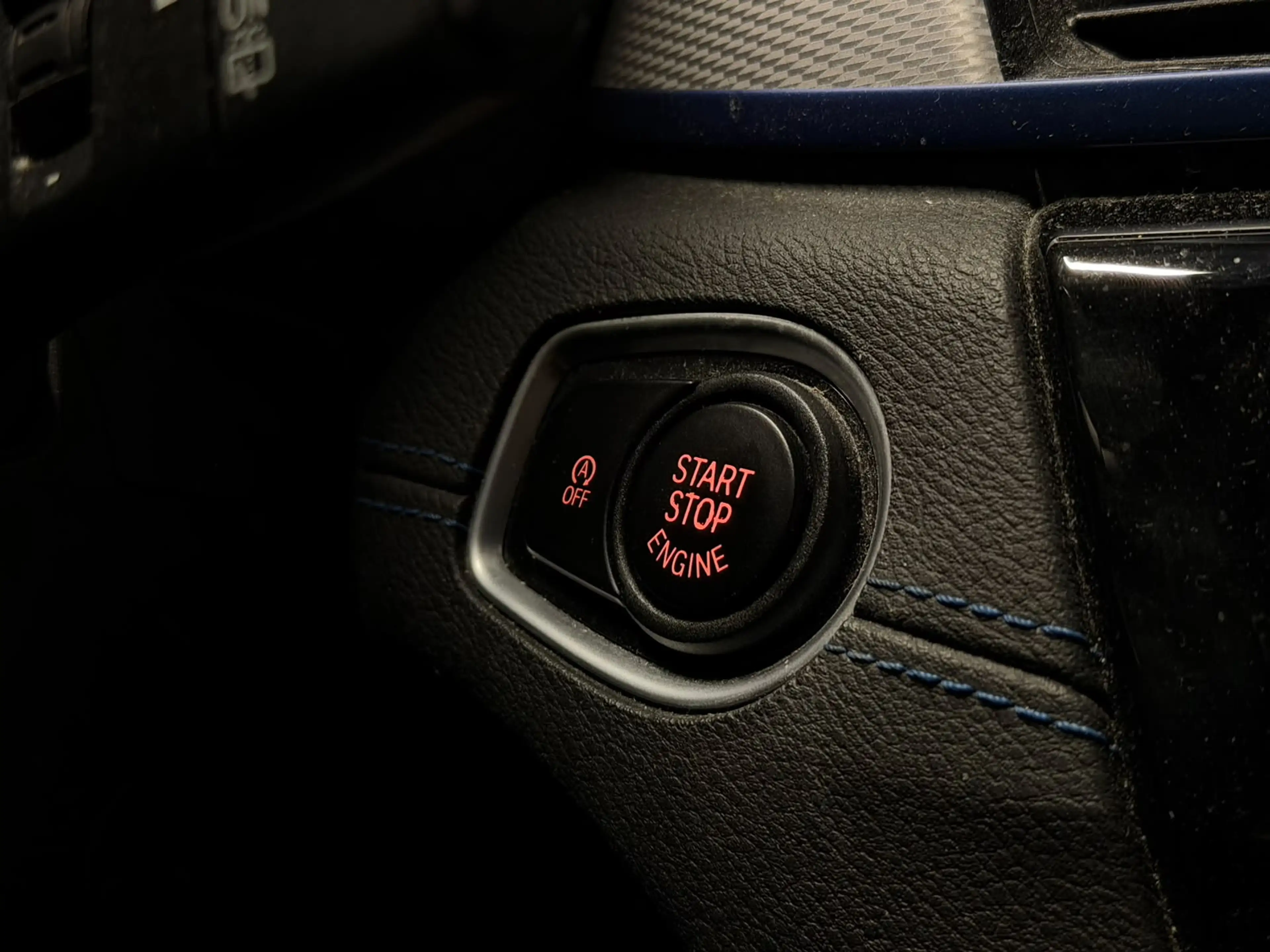 BMW X2 xDrive20i High Executive M Sport Panodak Hud Harma — photo 21