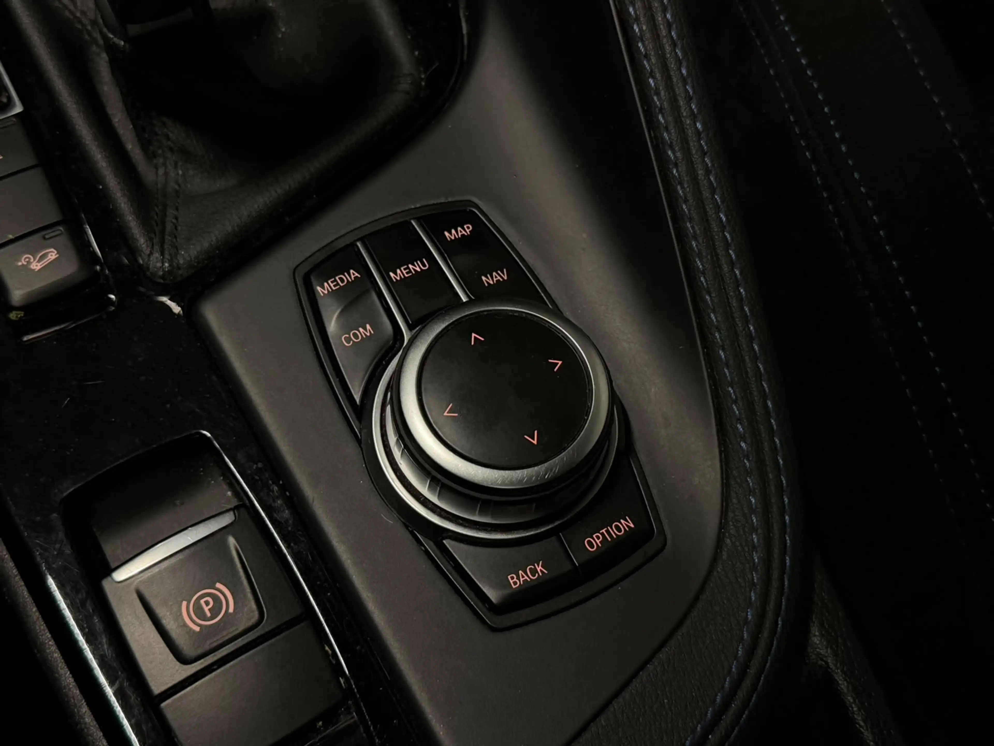 BMW X2 xDrive20i High Executive M Sport Panodak Hud Harma — photo 19