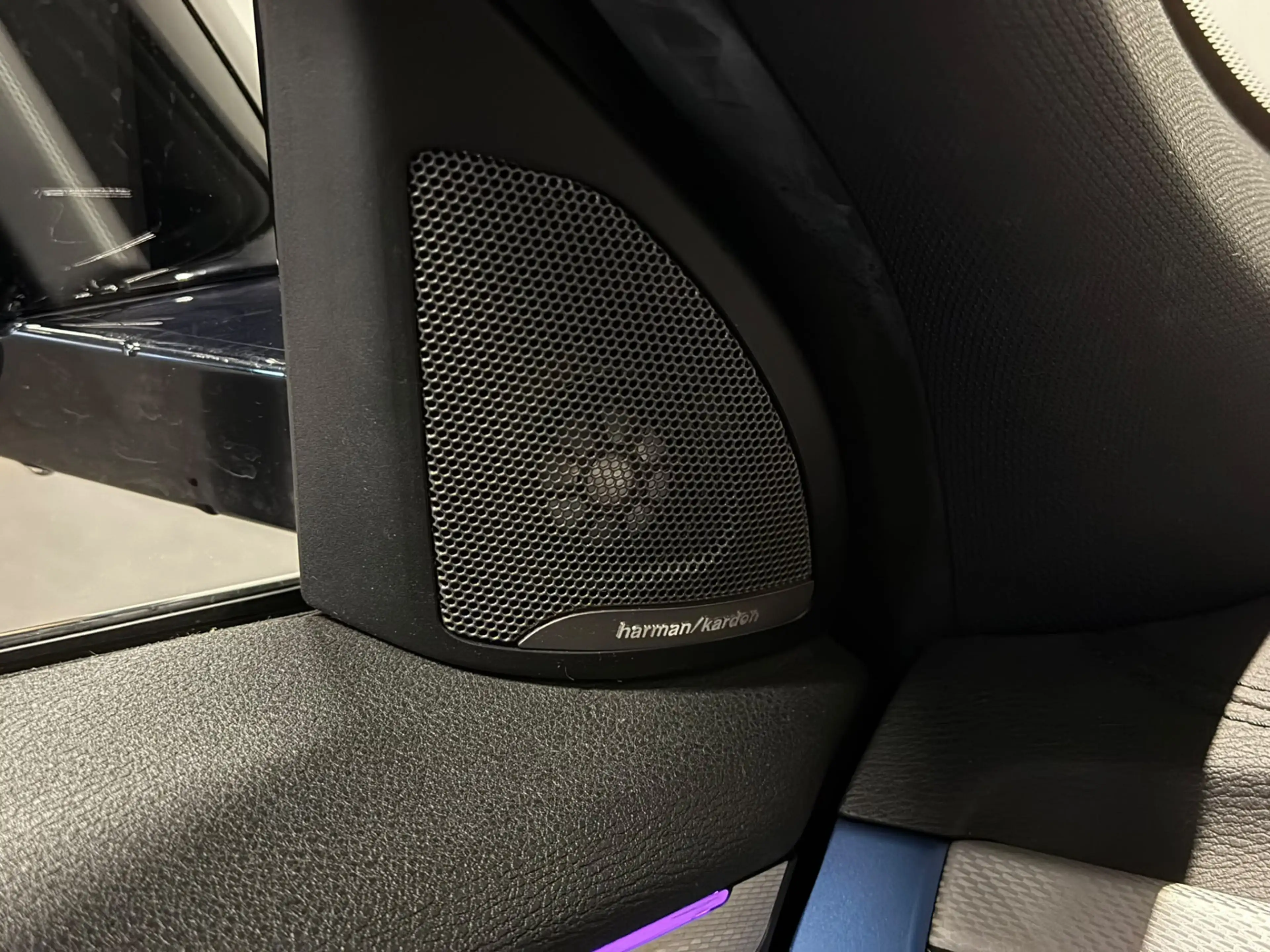 BMW X2 xDrive20i High Executive M Sport Panodak Hud Harma — photo 11