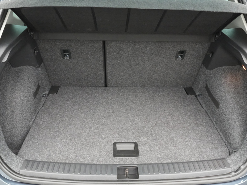 SEAT Arona Style NAVI VIRT ACC KAM SHZ CARPLAY LED — photo 12