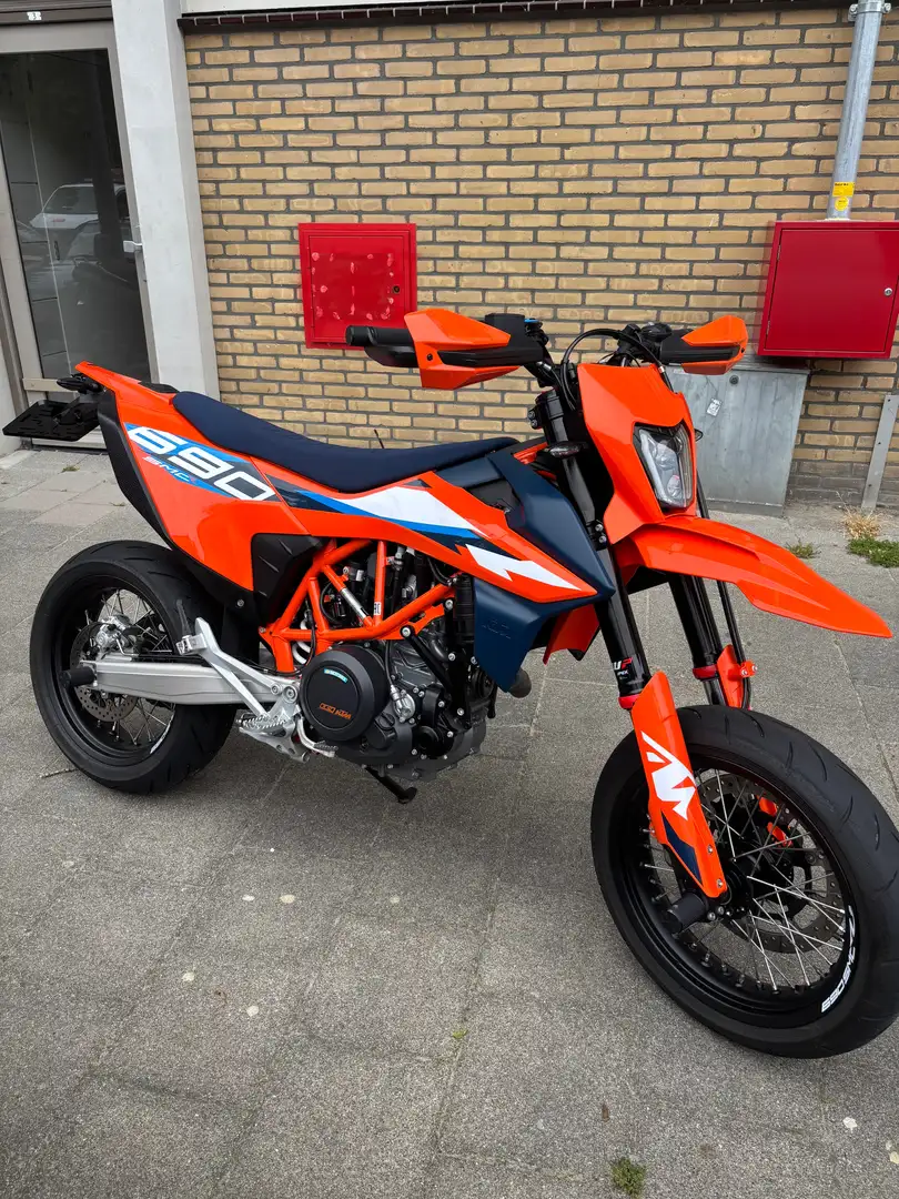KTM 690 SMC R Оранжевий - 1