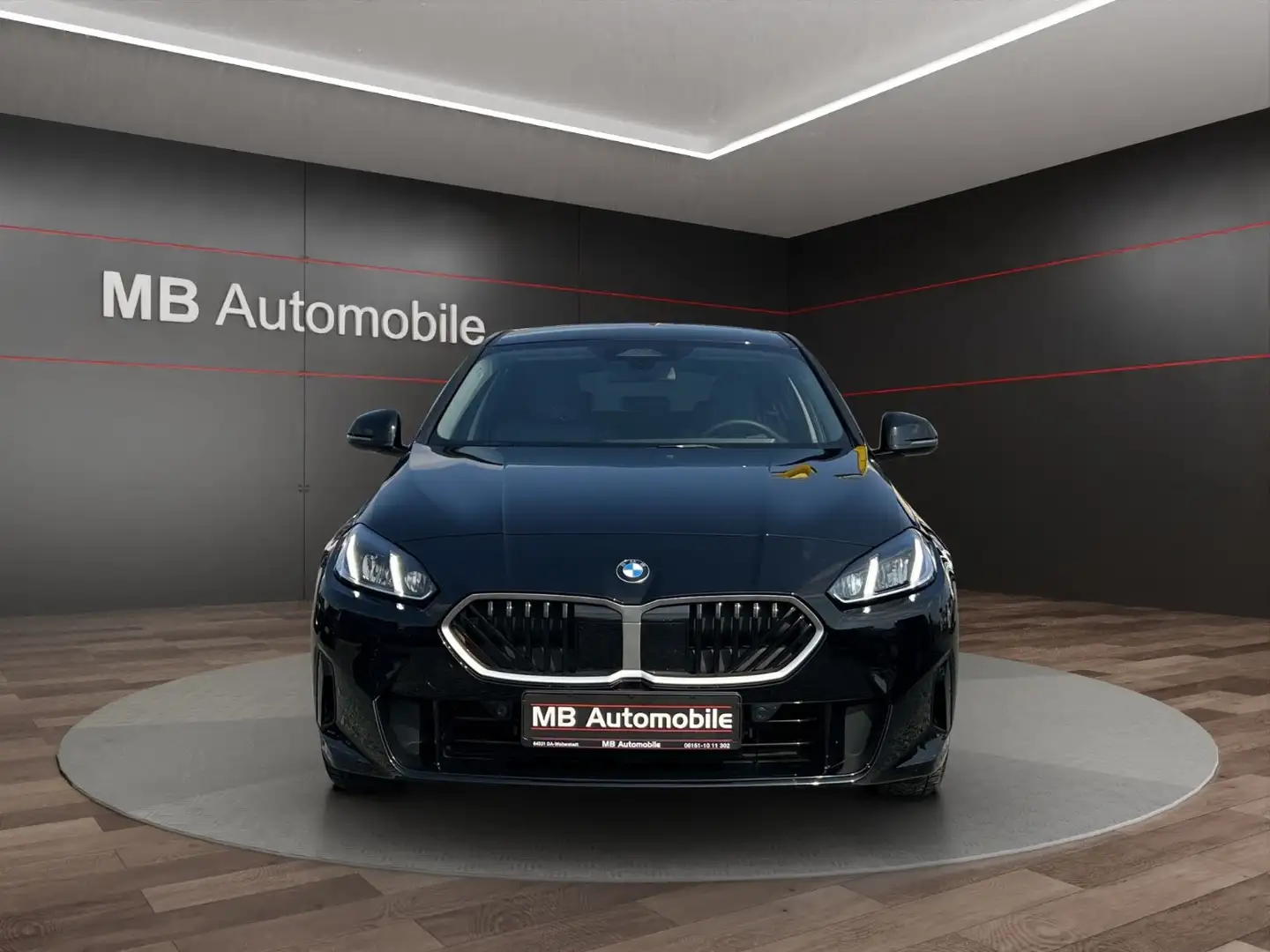 BMW 118 d FACELIFT Navi/R-Kam/LED/Widescreen Schwarz - 2