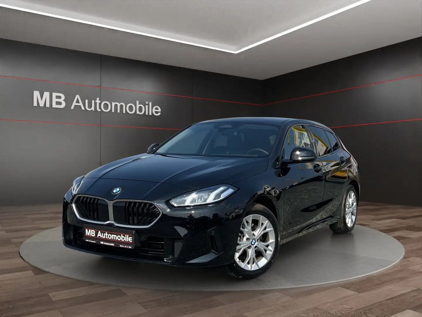 BMW 118 d FACELIFT Navi/R-Kam/LED/Widescreen Schwarz - 1