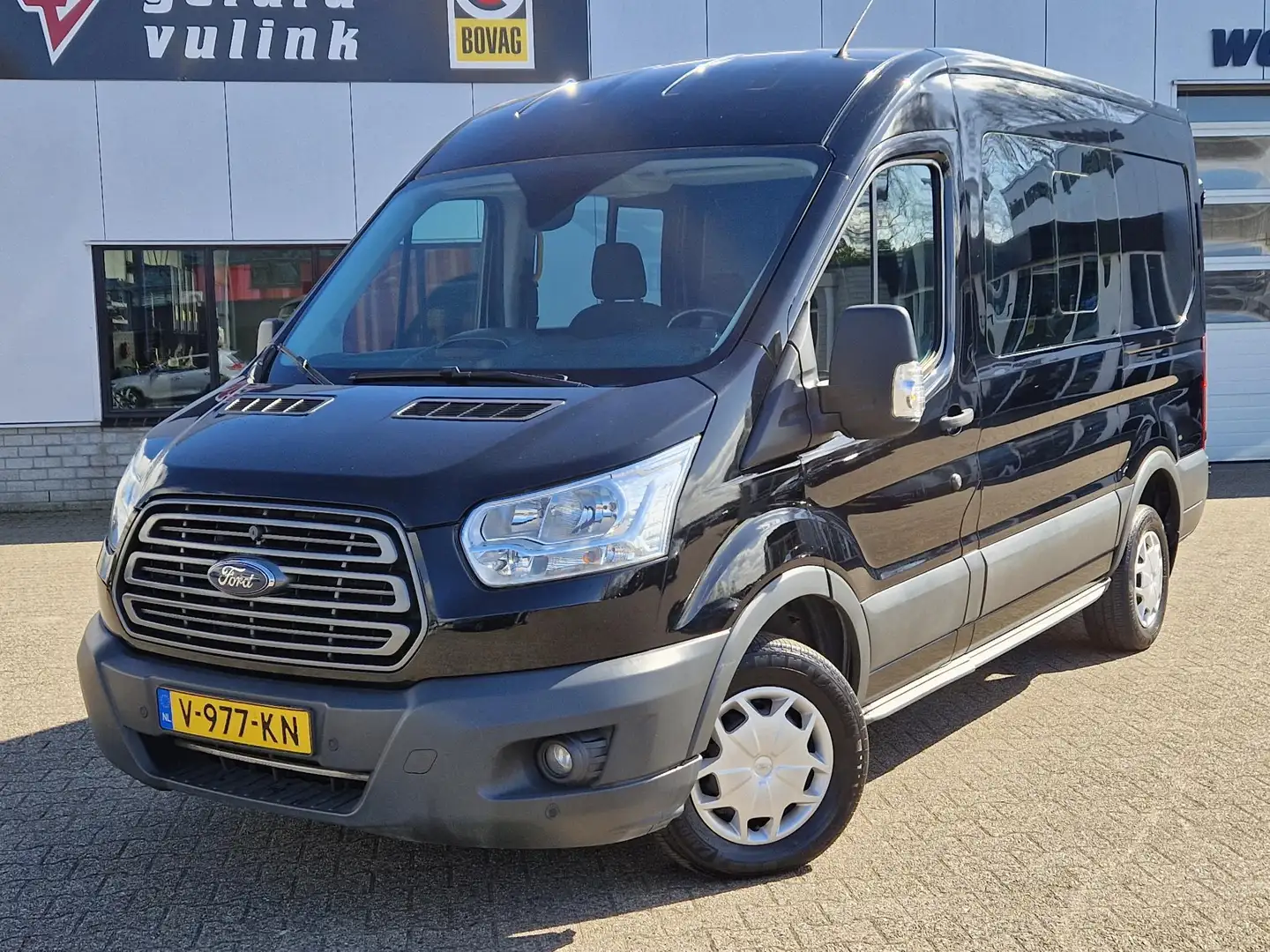 Ford Transit 2.0 TDCI L2H2 5-PERS DUBBEL CABINE PDC CRUISE Zwart - 2