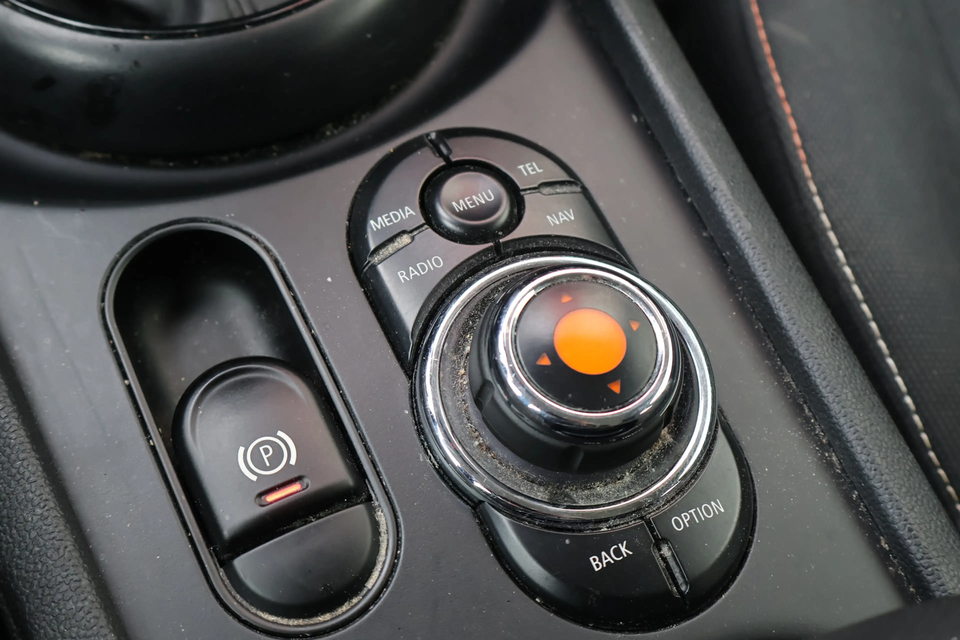MINI One D Clubman 1.5 Business — photo 13