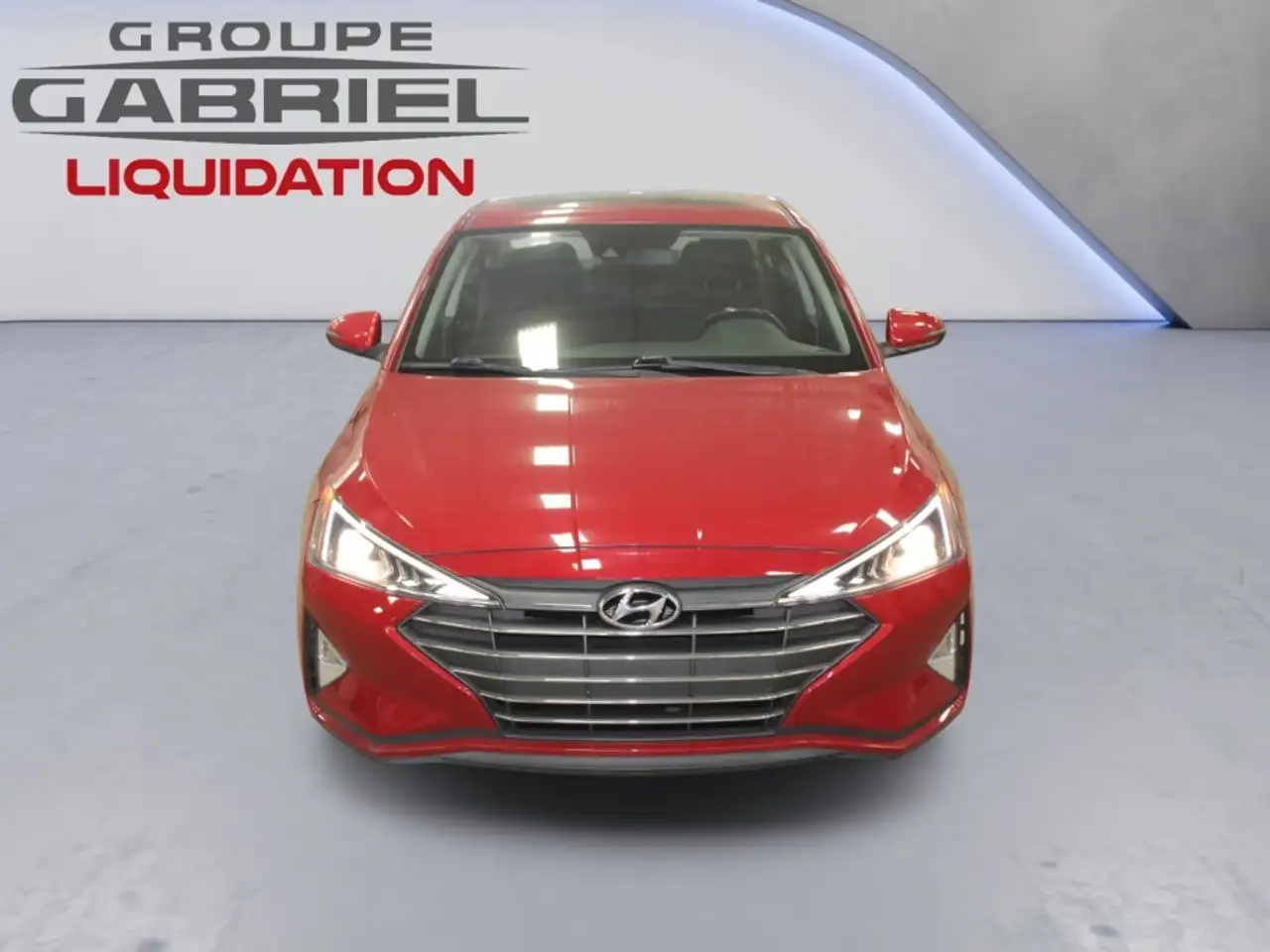 Hyundai ELANTRA fotografie Hyundai ELANTRA