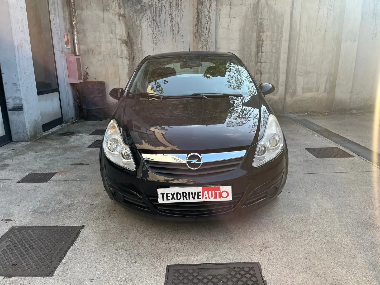 Opel Corsa Corsa 3p 1.2 Enjoy Gpl-tech Noir - 1