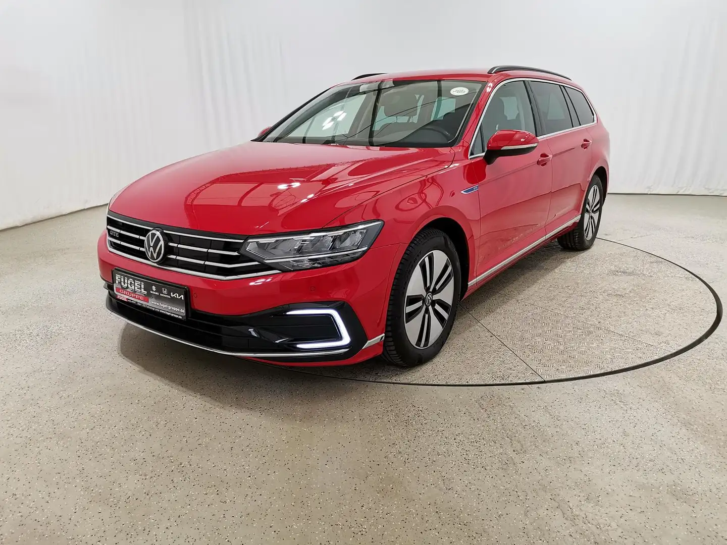 Volkswagen Passat Variant 1.4 TSI DSG GTE LED|Navi|ACC|PDC|RFK Rot - 2