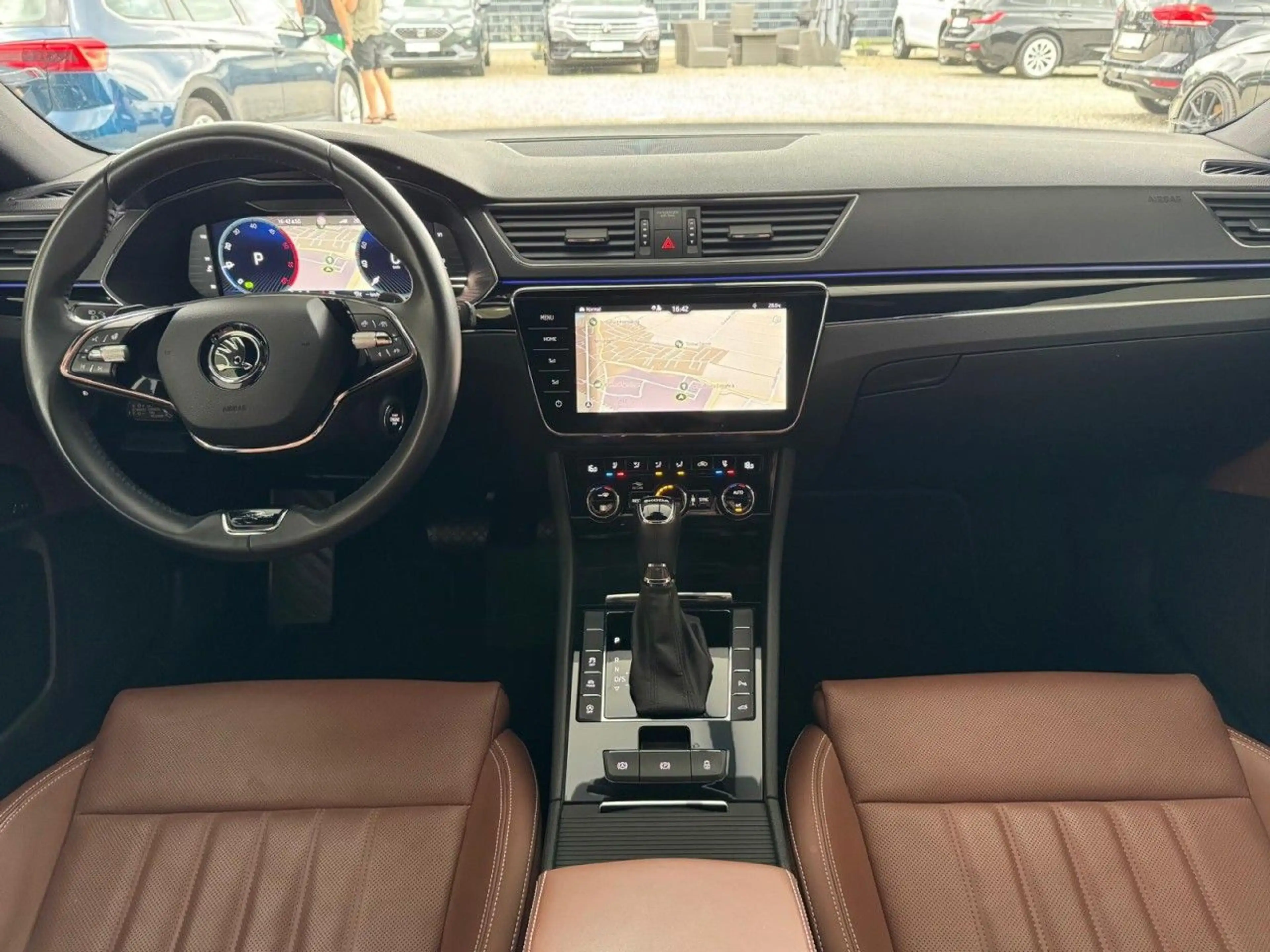 Skoda Superb 2.0 TDI DSG,L&K,AHK,VIRTUAL,LEDER,ACC,DCC — photo 9