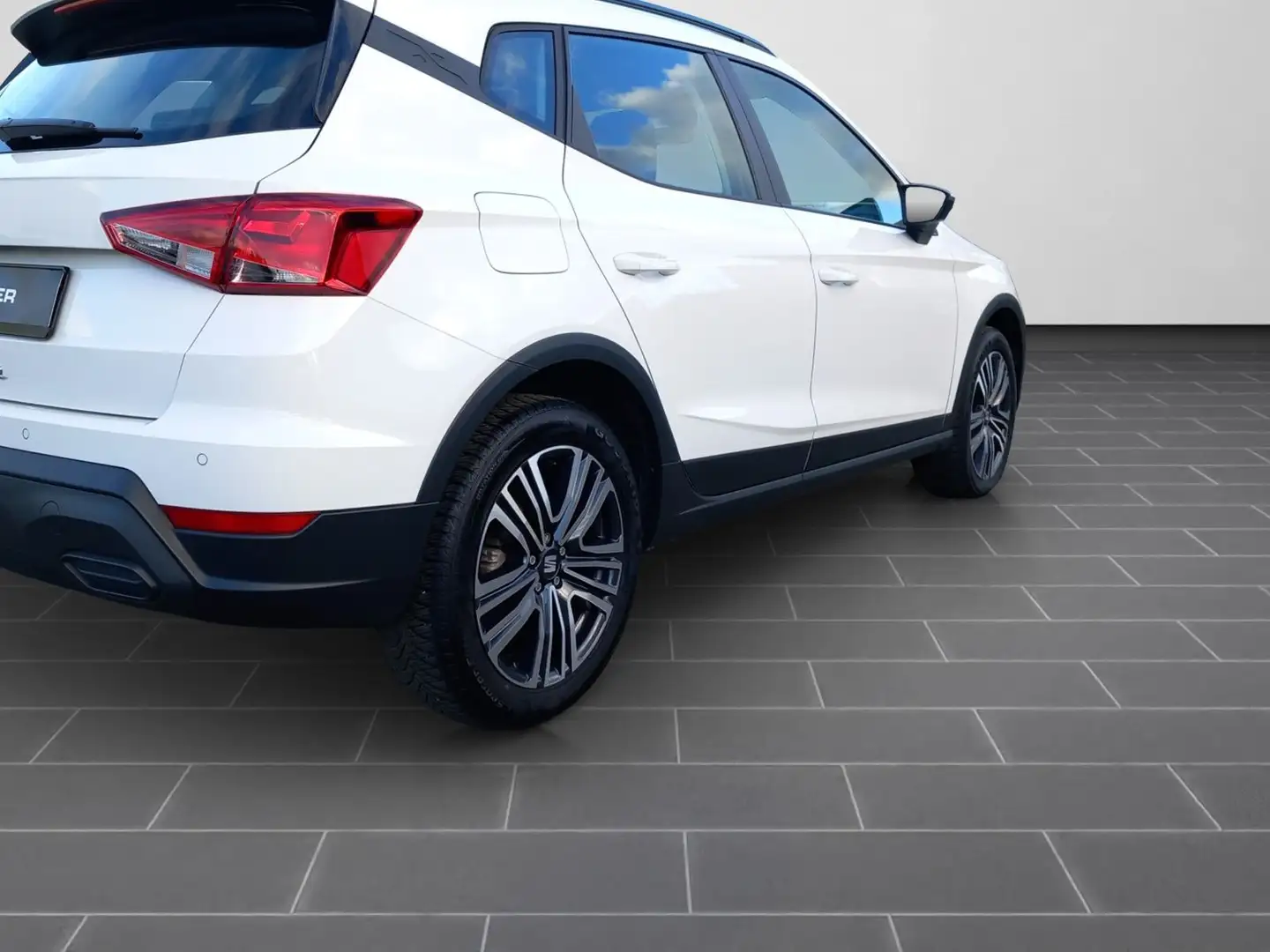 SEAT Arona Style Edition 1.0 TSI CARPLAY SHZ Weiß - 2