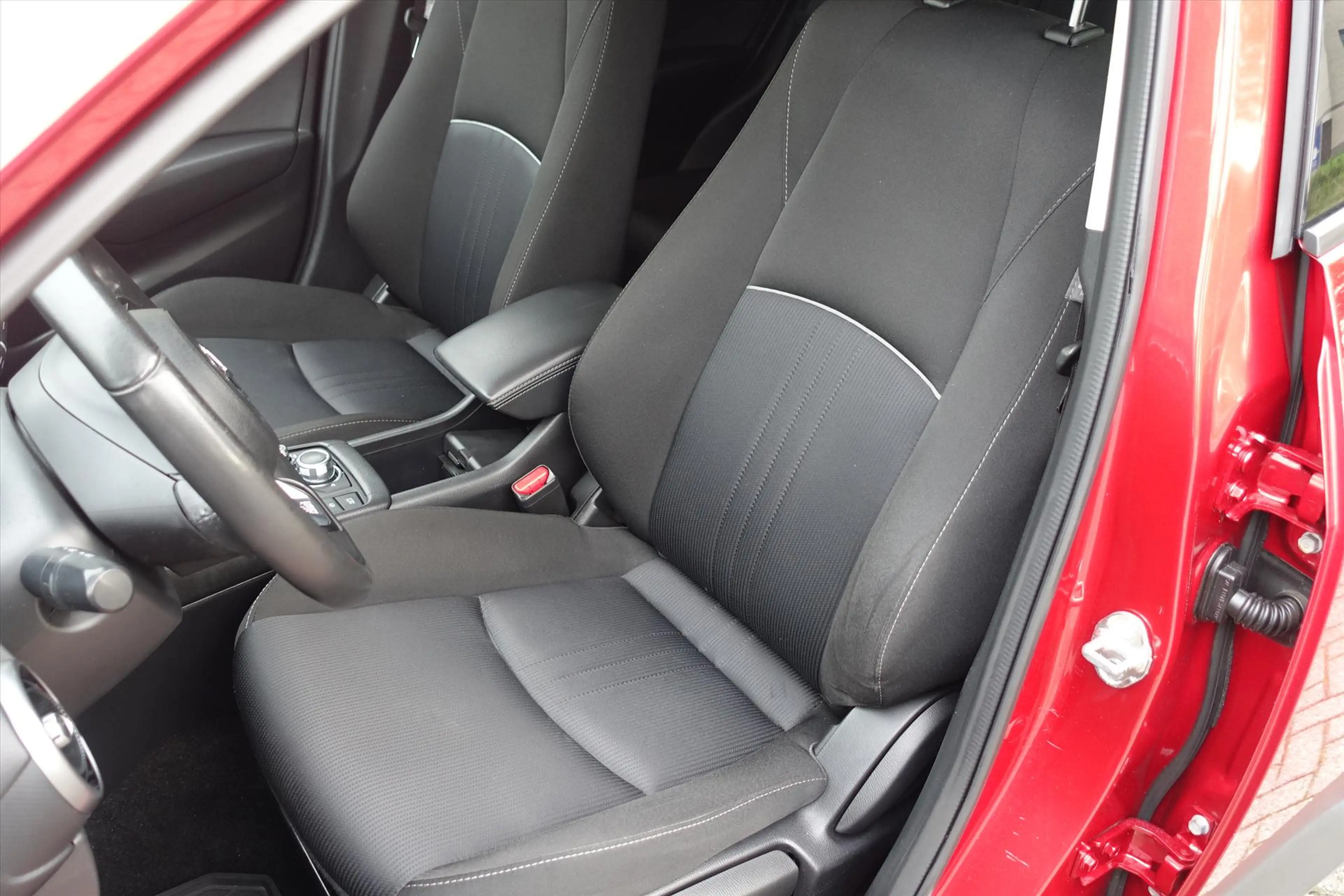 Mazda CX-3 2.0 SKYACTIV-G 120pk Sport Selected | STOEL VERWAR — photo 15
