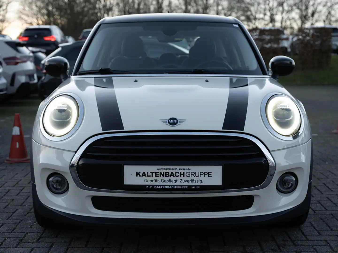 MINI Cooper C hili FACELIFT LED NAVI SHZ PDC KLIMA Weiß - 2