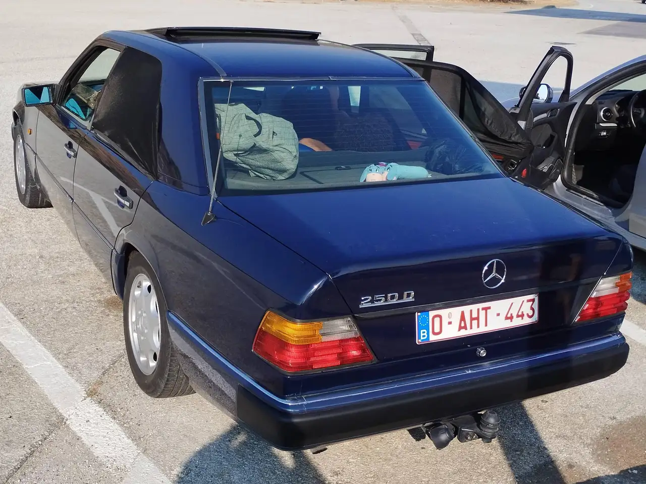 Mercedes-Benz 250 W124, foto 9