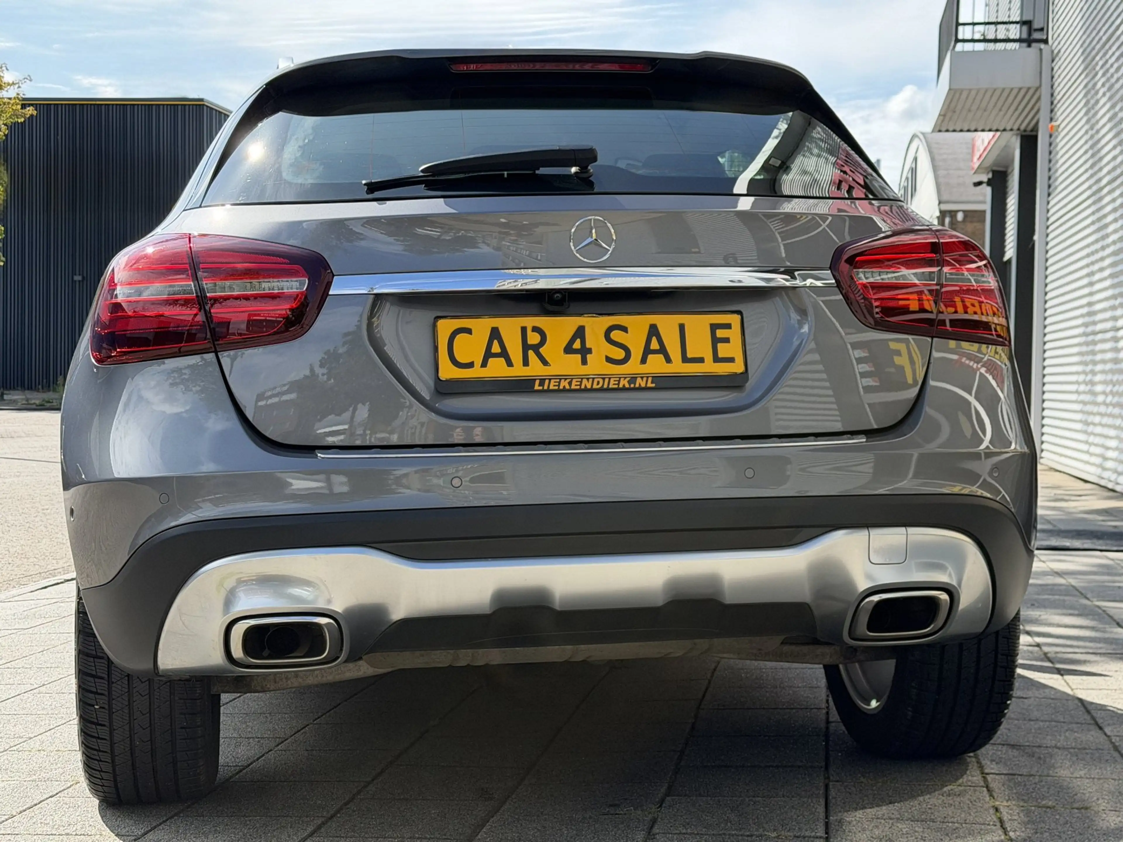 Mercedes-Benz GLA 180 Urban Sport - Navigatie I Airco I 1/2 Leder Sport — photo 8