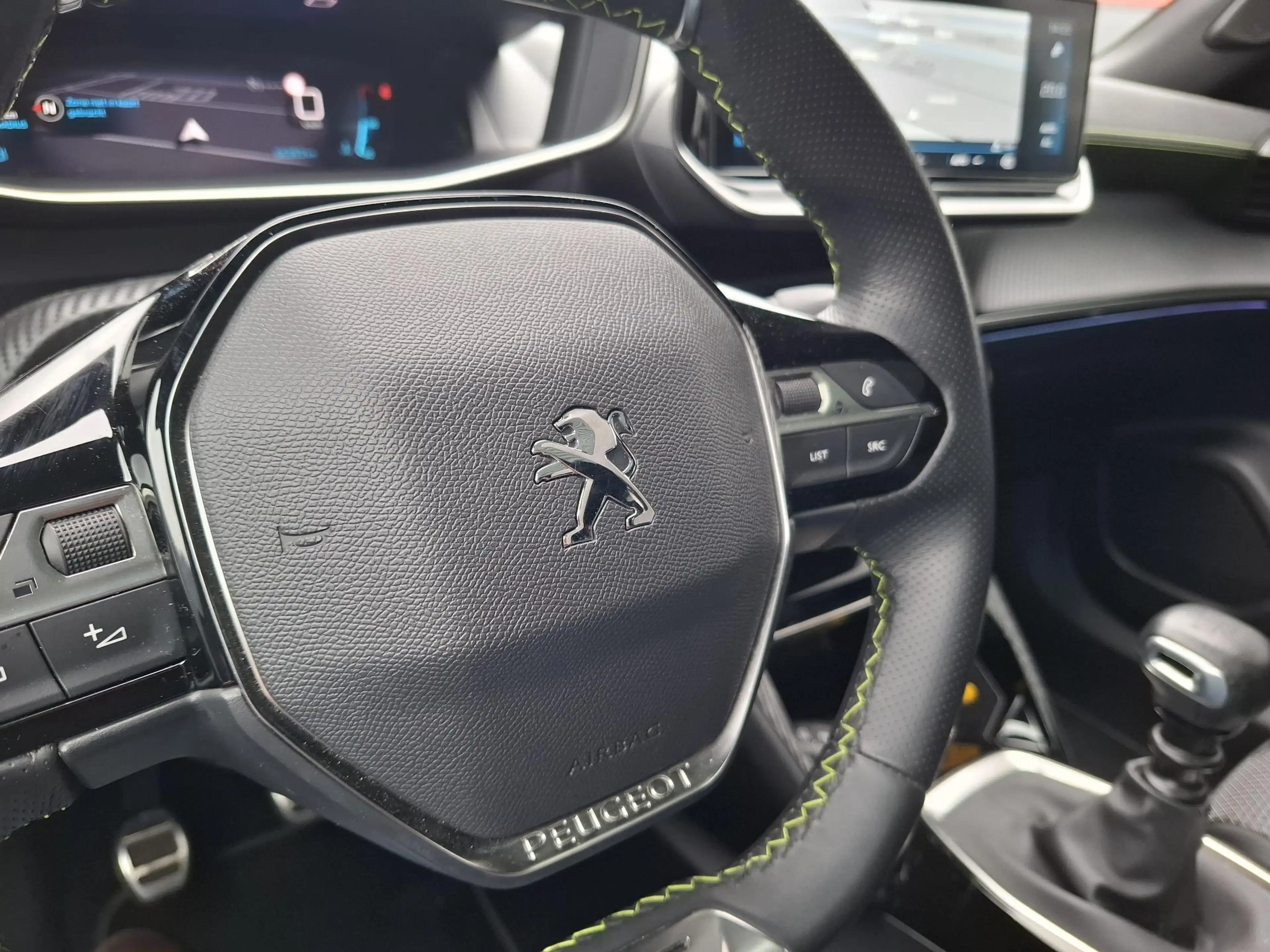 Peugeot 2008 SUV 130 GT-Line Schuif-/Kanteldak/Cam/Trekhaak — photo 12