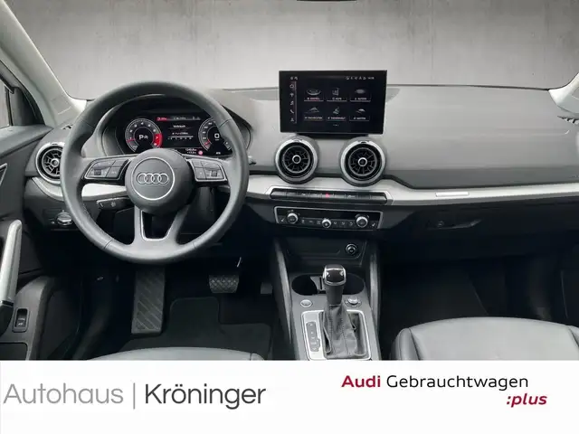 Audi Q2 view 11