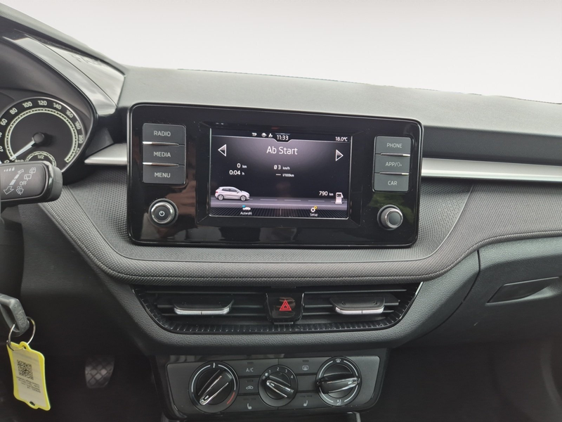 Skoda Fabia Ambition 70kW TSI *PDC*LED*KLIMA*SmartLink* — photo 14