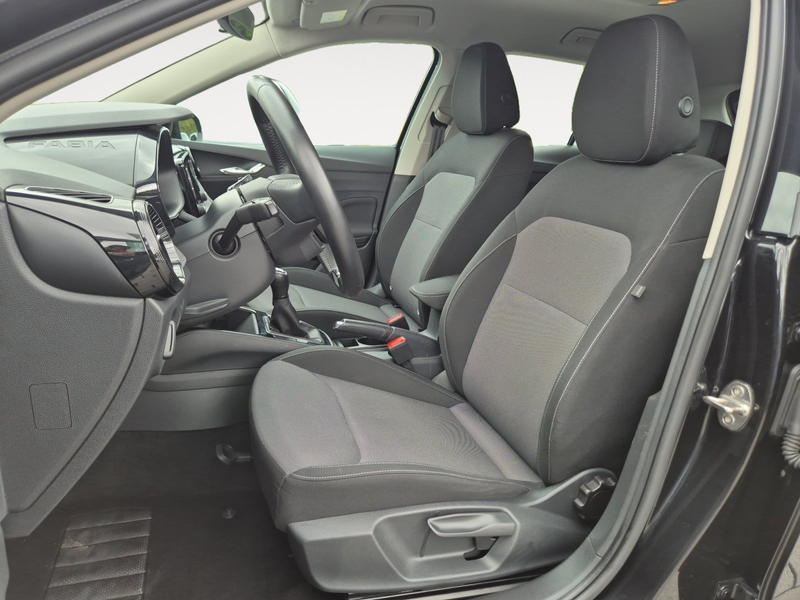 Skoda Fabia Ambition 70kW TSI *PDC*LED*KLIMA*SmartLink* — photo 8