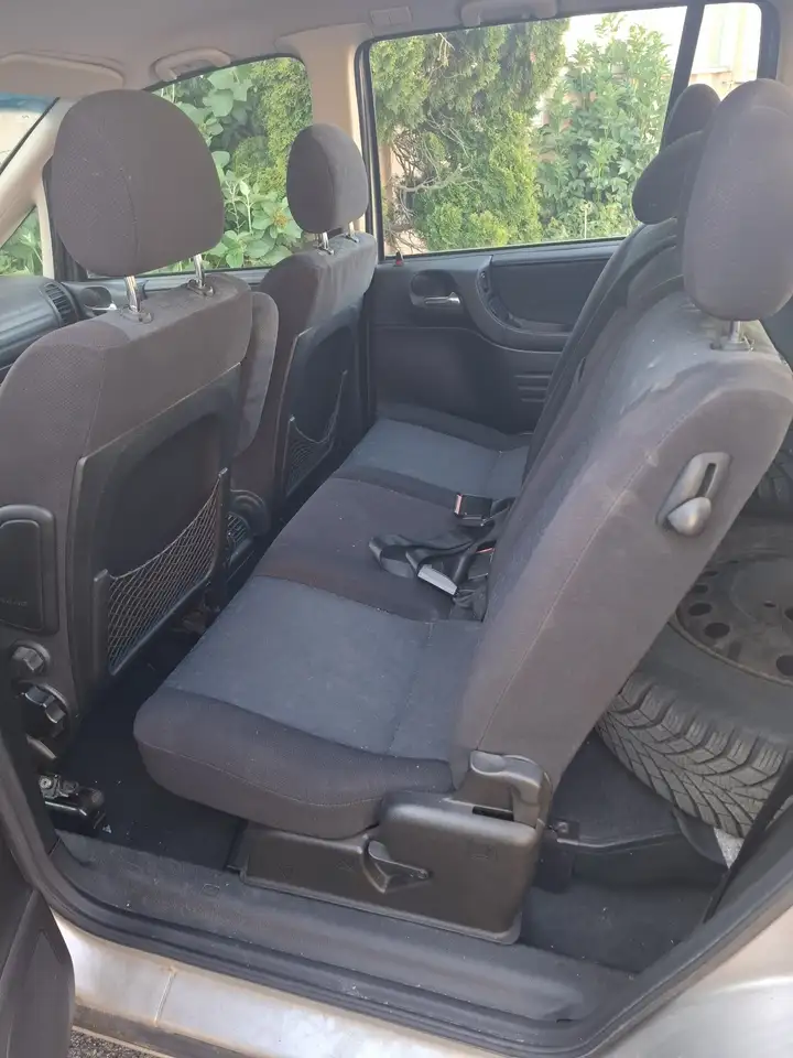 Opel Zafira 1.8 16V Elegance VB, foto 8