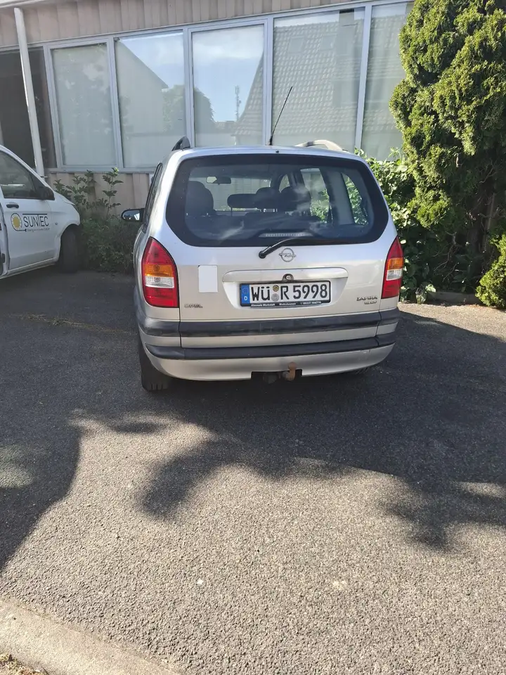 Opel Zafira 1.8 16V Elegance VB, foto 11